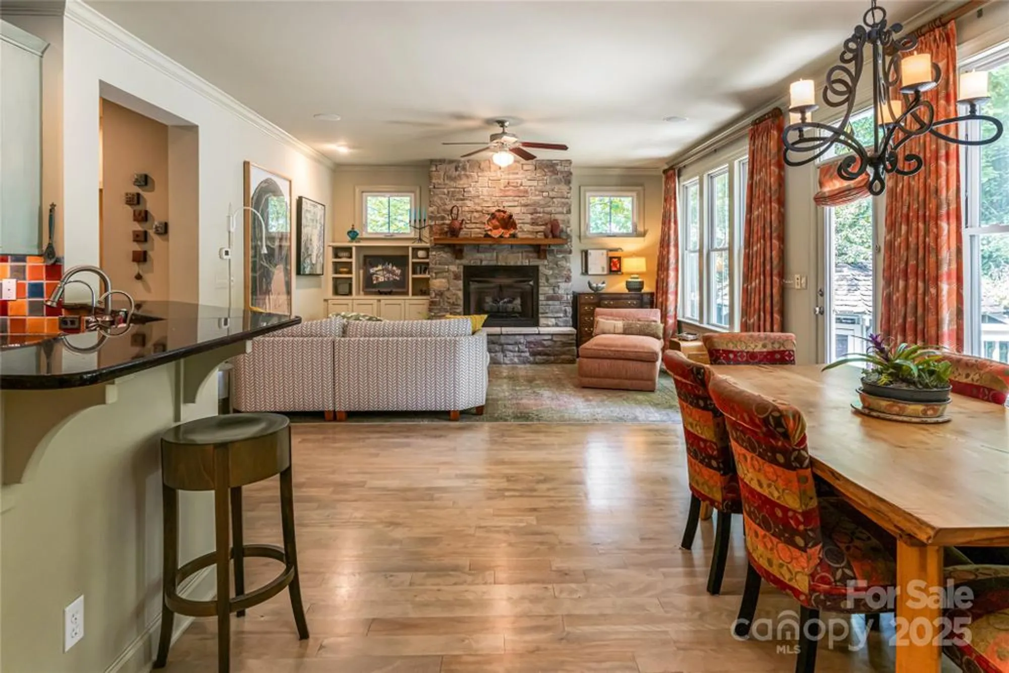 Property Slideshow image 16 of 46 | 7 white palmer ct, Biltmore Lake, NC, 28715