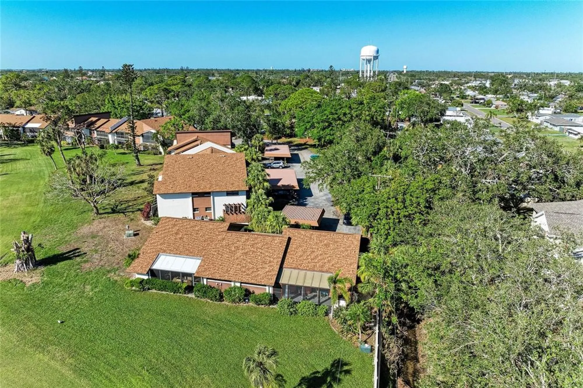 Property Slideshow image 43 of 59 | 4644 red maple rd 1303, Bradenton, FL, 34210