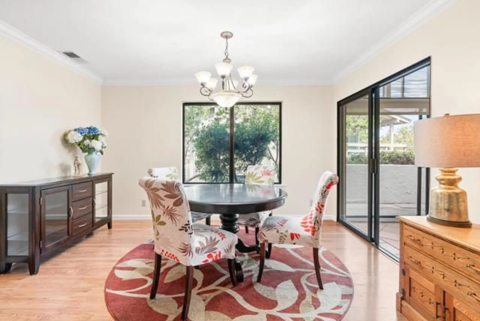 Property Slideshow image 11 of 37 | 8449 traminer ct, San Jose, CA, 95135