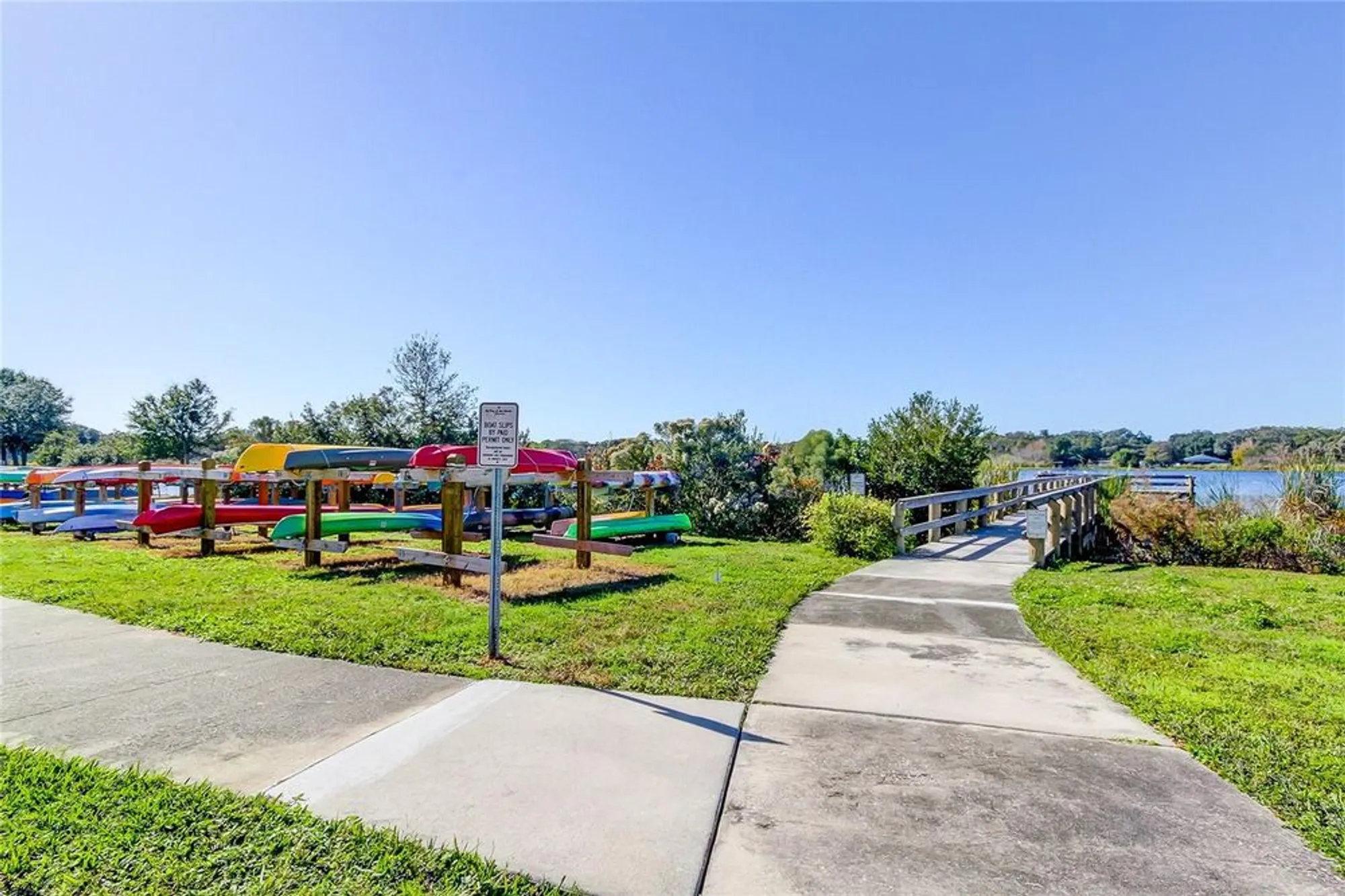 Property Slideshow image 37 of 66 | 2170 americus blvd 64, Clearwater, FL, 33763