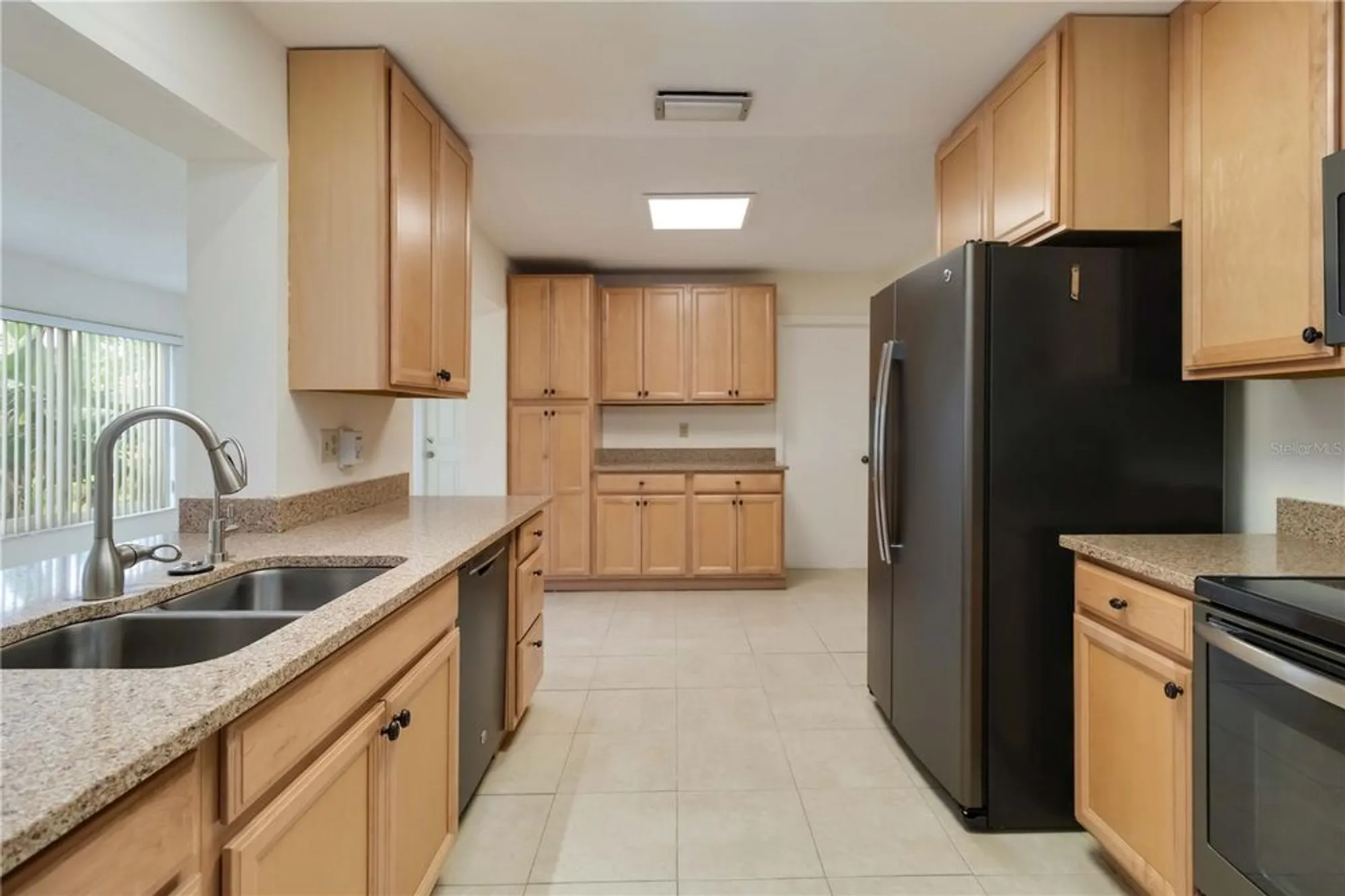 Property Slideshow image 18 of 57 | 735 nw 73rd ter, Margate, FL, 33063