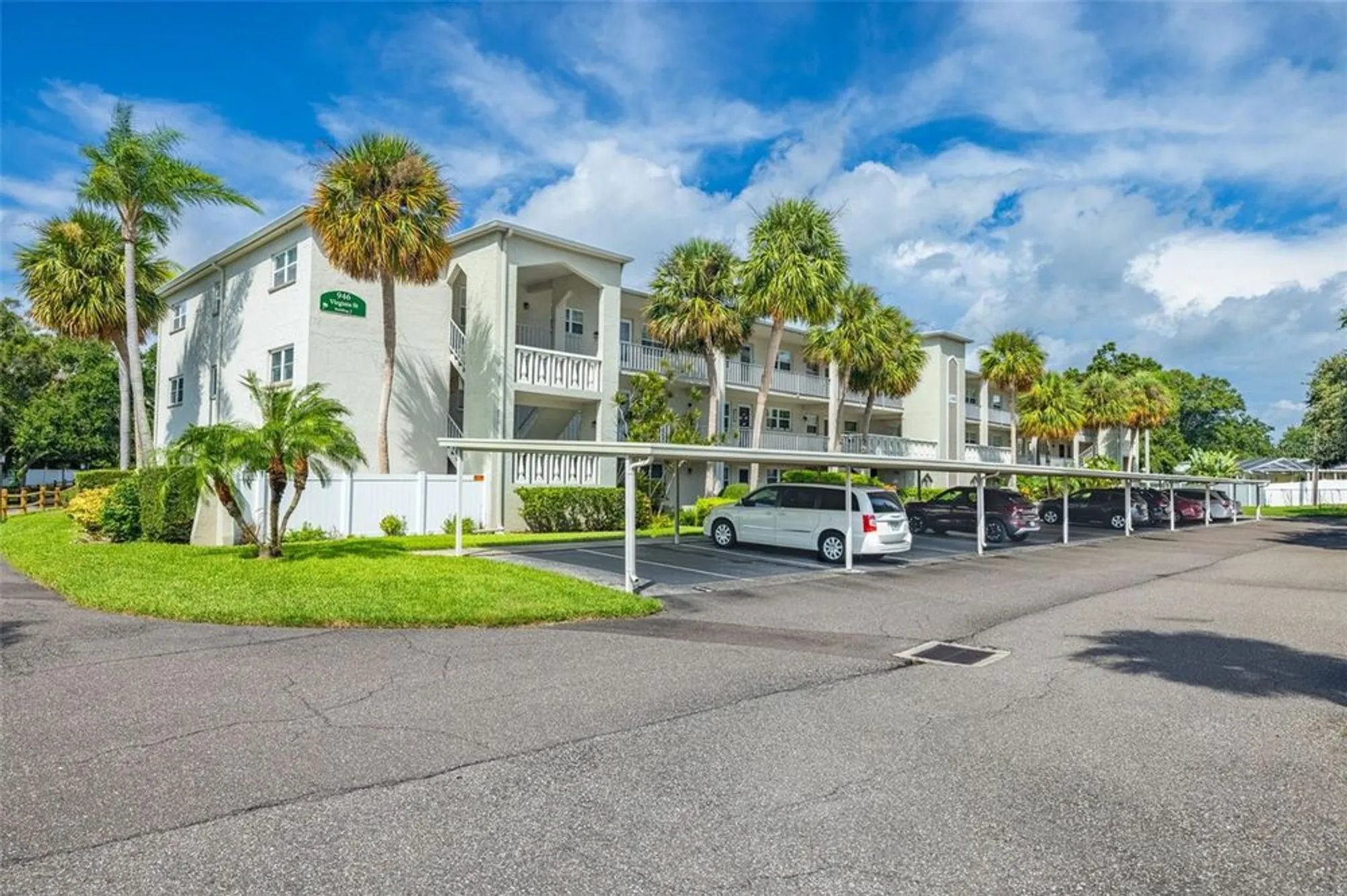 Property Slideshow image 1 of 62 | 946 virginia st apt 207, Dunedin, FL, 34698