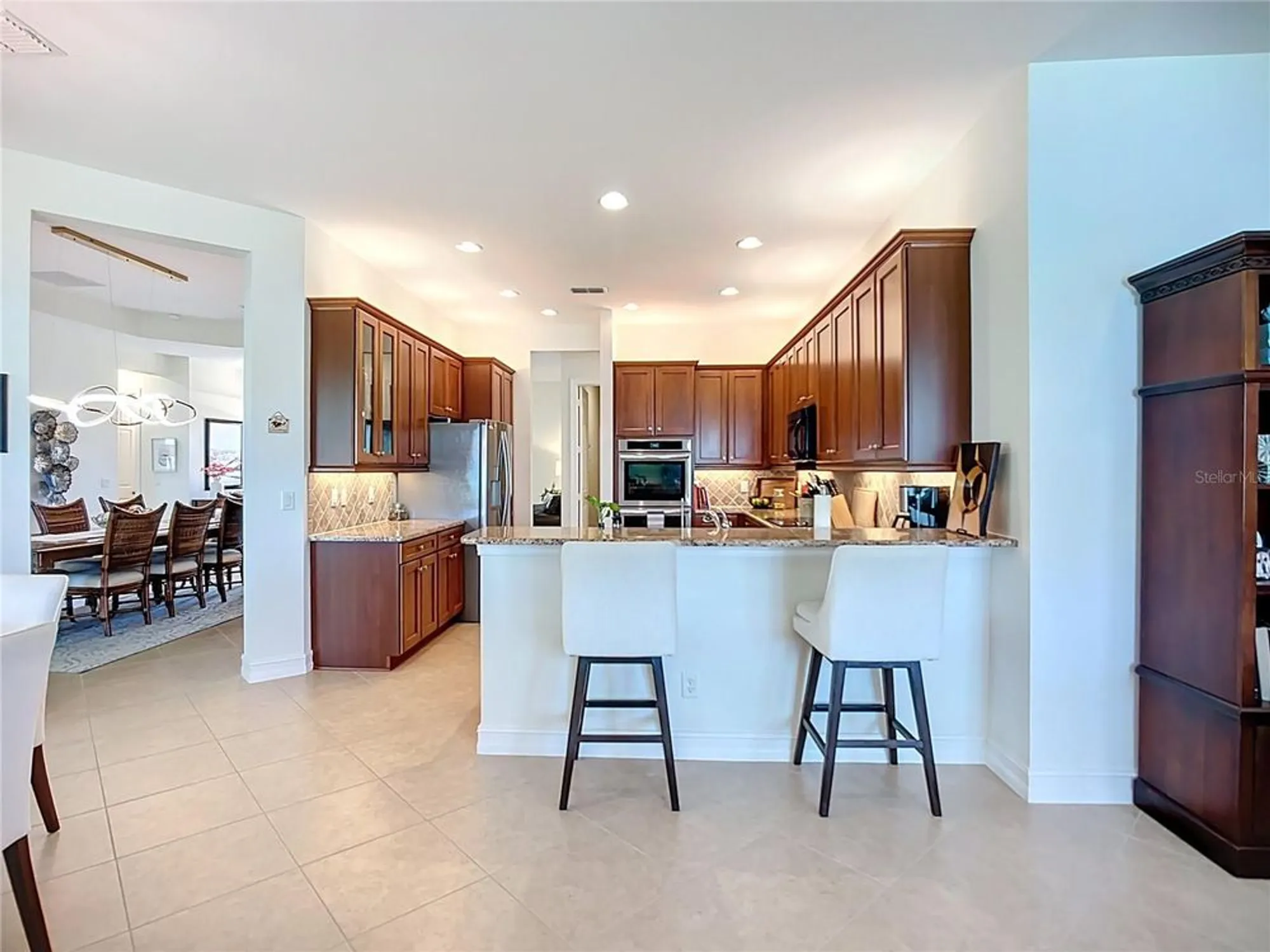 Property Slideshow image 14 of 74 | 16244 diamond bay dr, Wimauma, FL, 33598