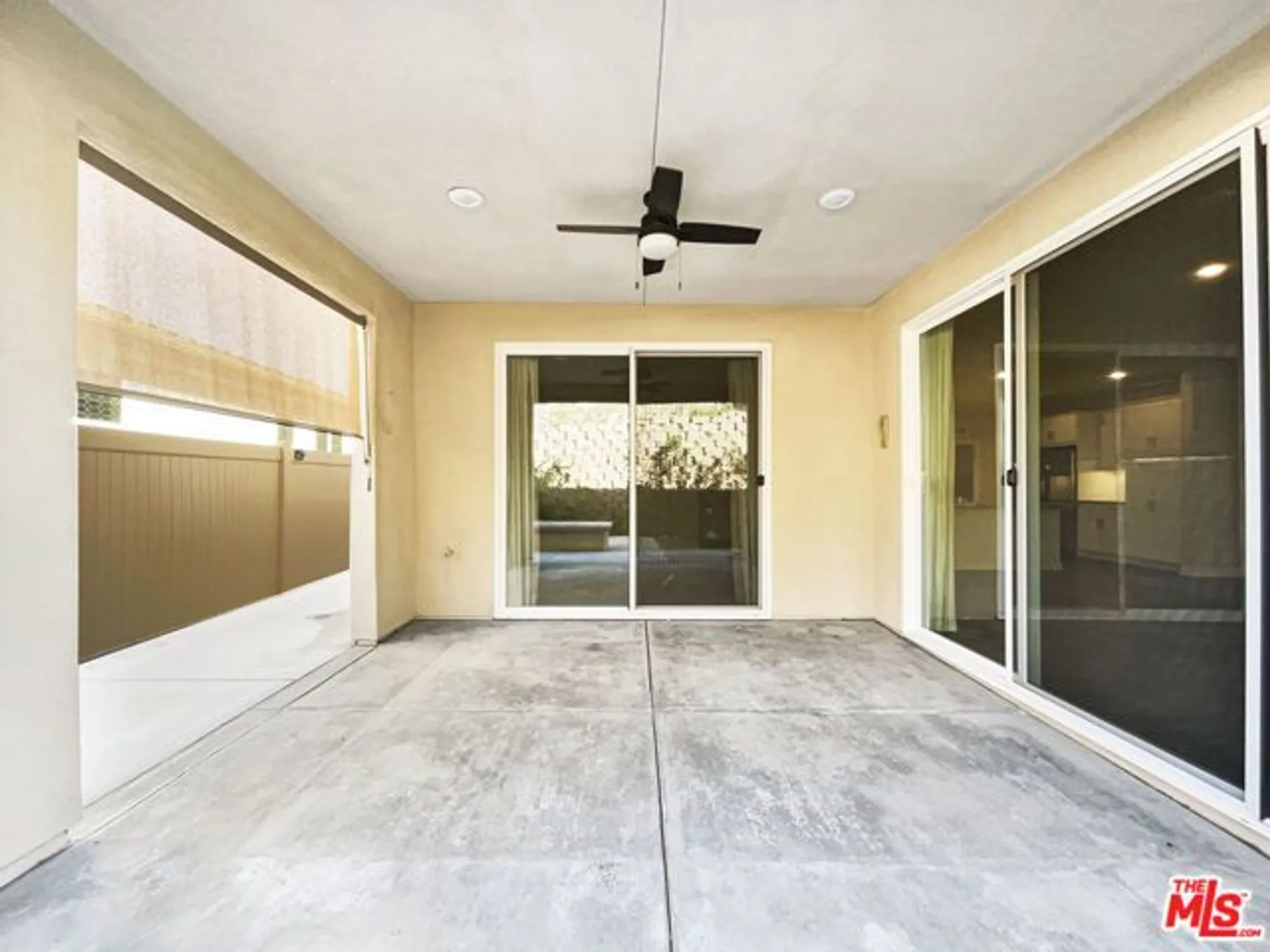 Property Slideshow image 28 of 30 | 20543 martingale pl, Santa Clarita, CA, 91350