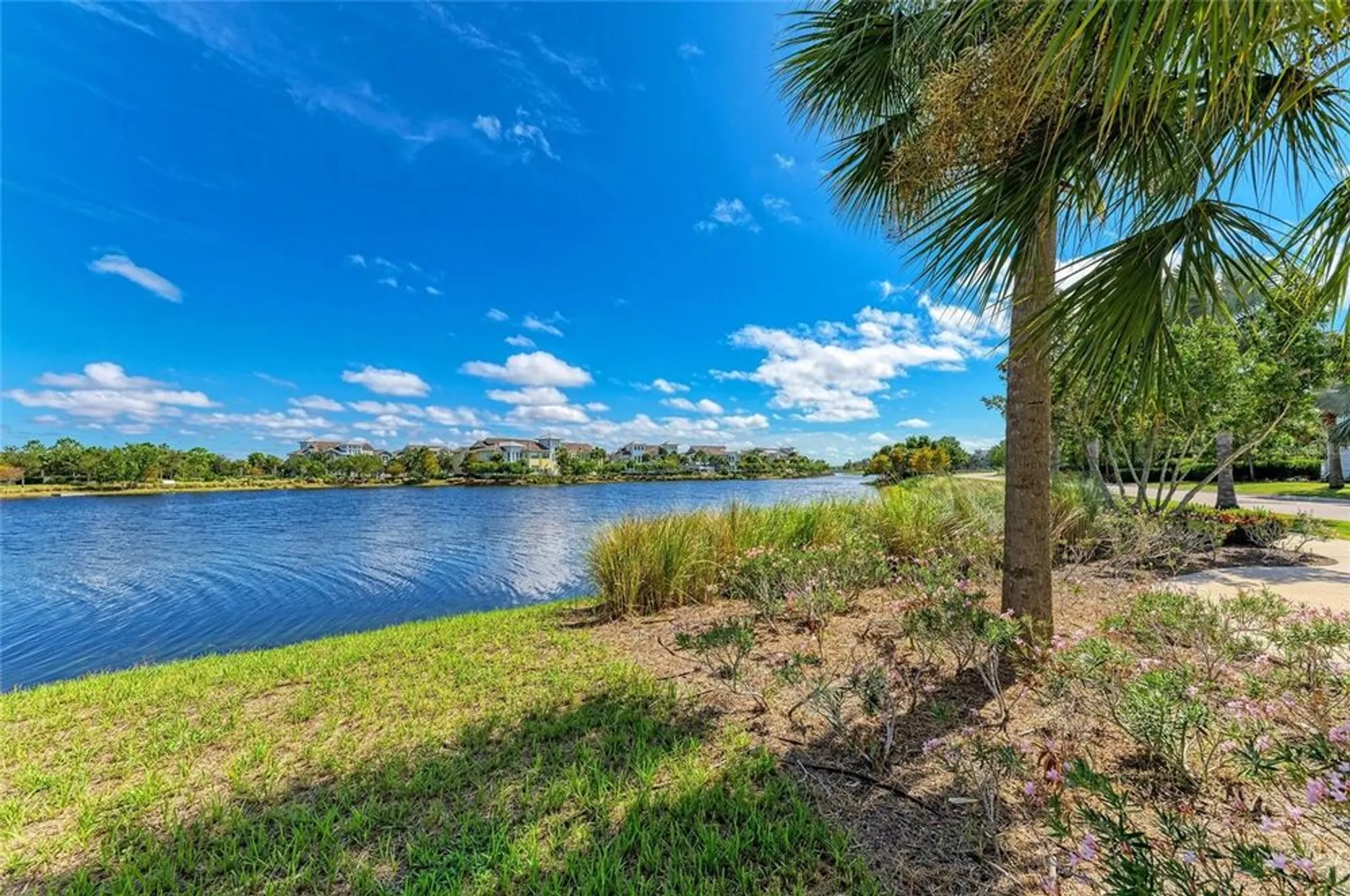 Property Slideshow image 97 of 99 | 241 sapphire lake dr 201, Bradenton, FL, 34209