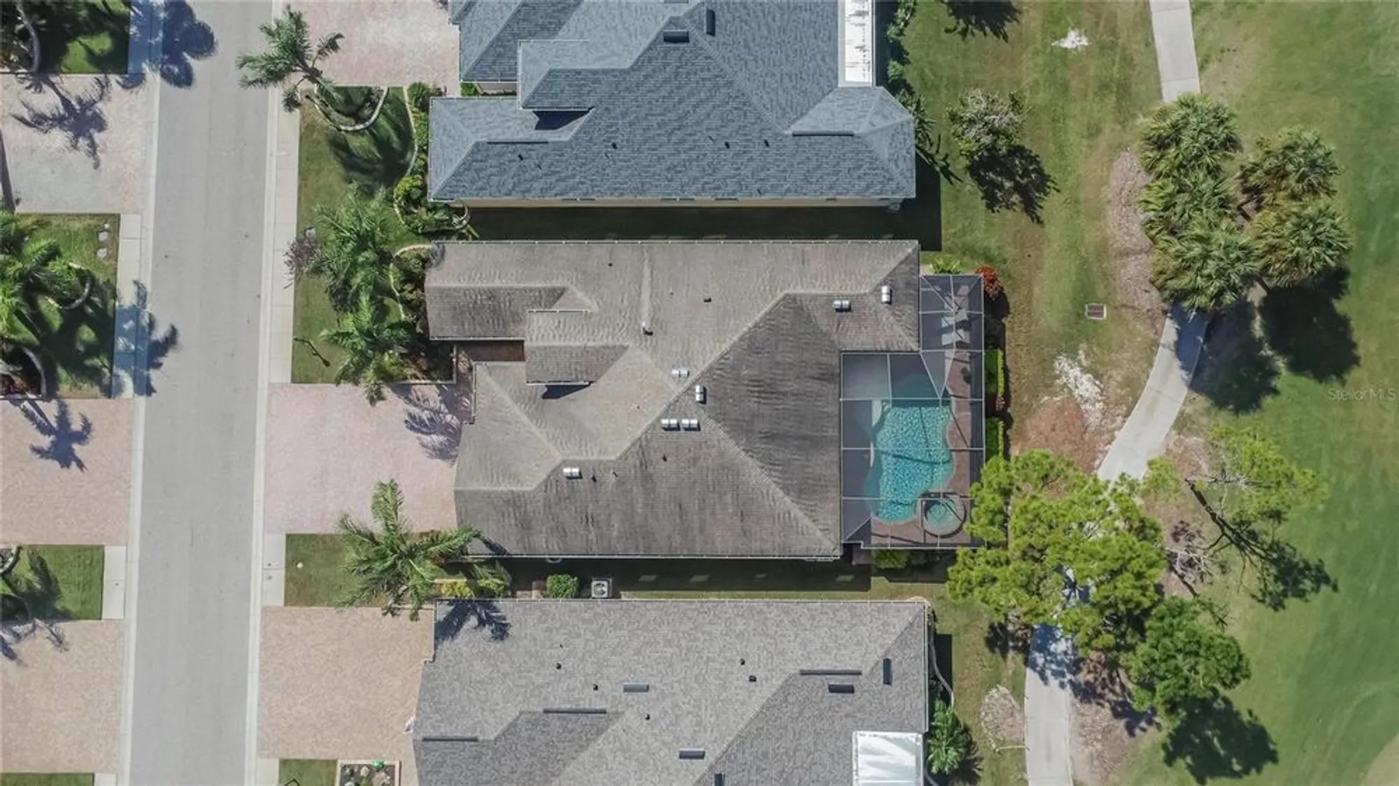 Property Slideshow image 68 of 88 | 1616 emerald dunes dr, Sun City Center, FL, 33573