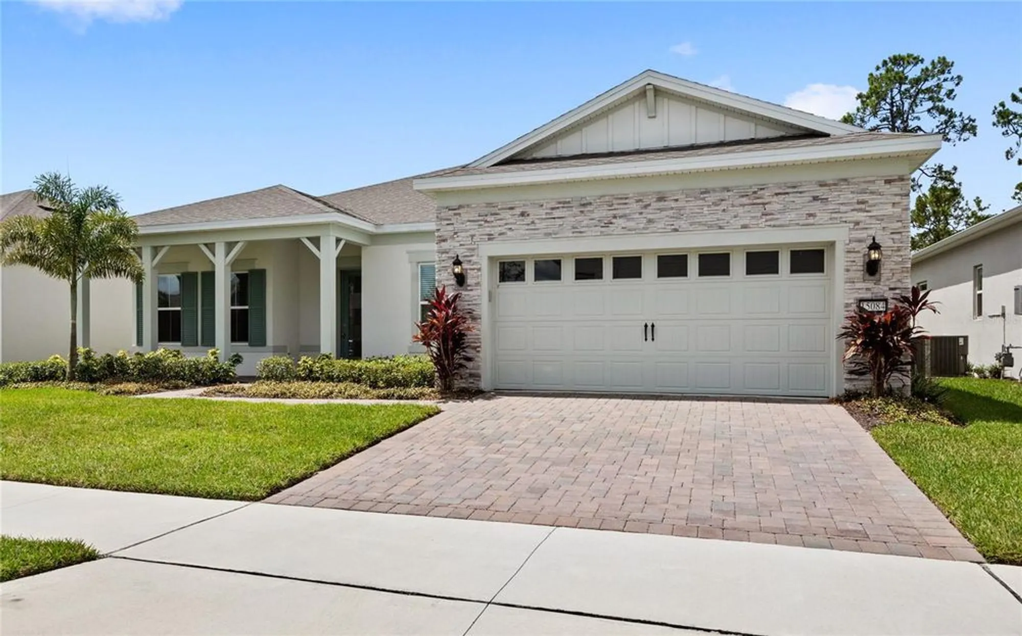 Property Slideshow image 3 of 52 | 15084 canopy cover dr, Winter Garden, FL, 34787