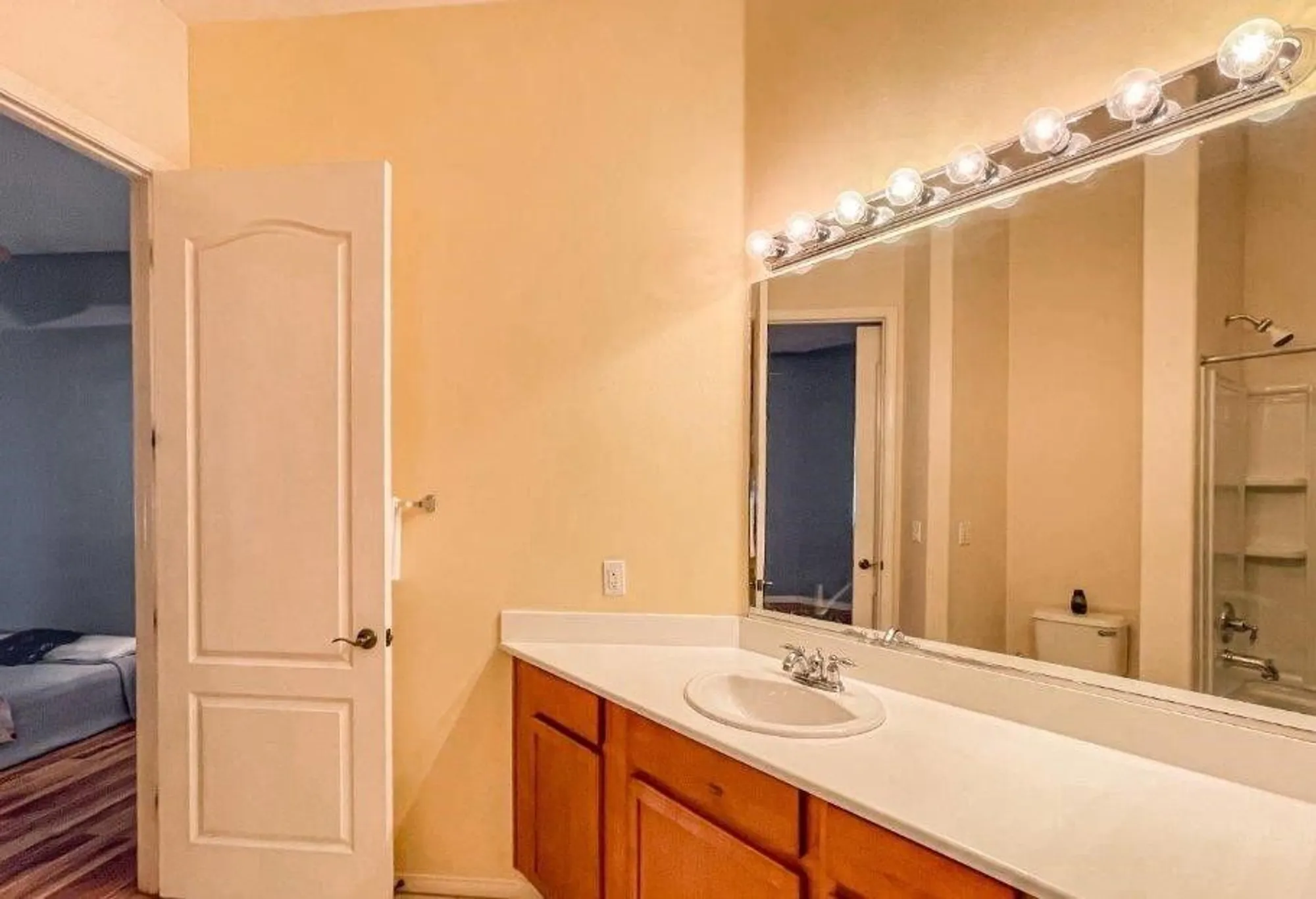 Property Slideshow image 7 of 30 | 14303 terrazzo dr, Bakersfield, CA, 93306