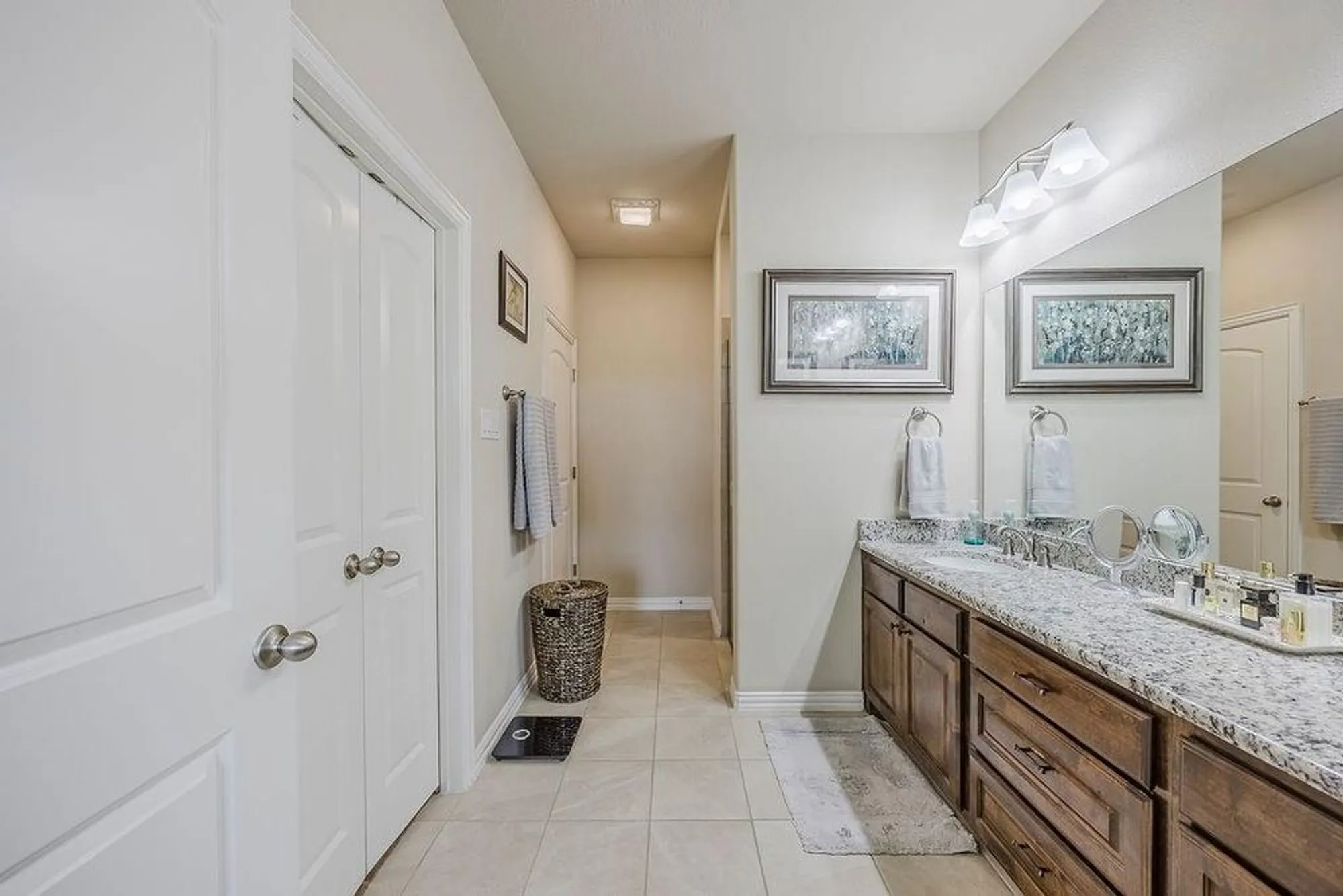 Property Slideshow image 26 of 40 | 2123 ladera way 2123, Mansfield, TX, 76063