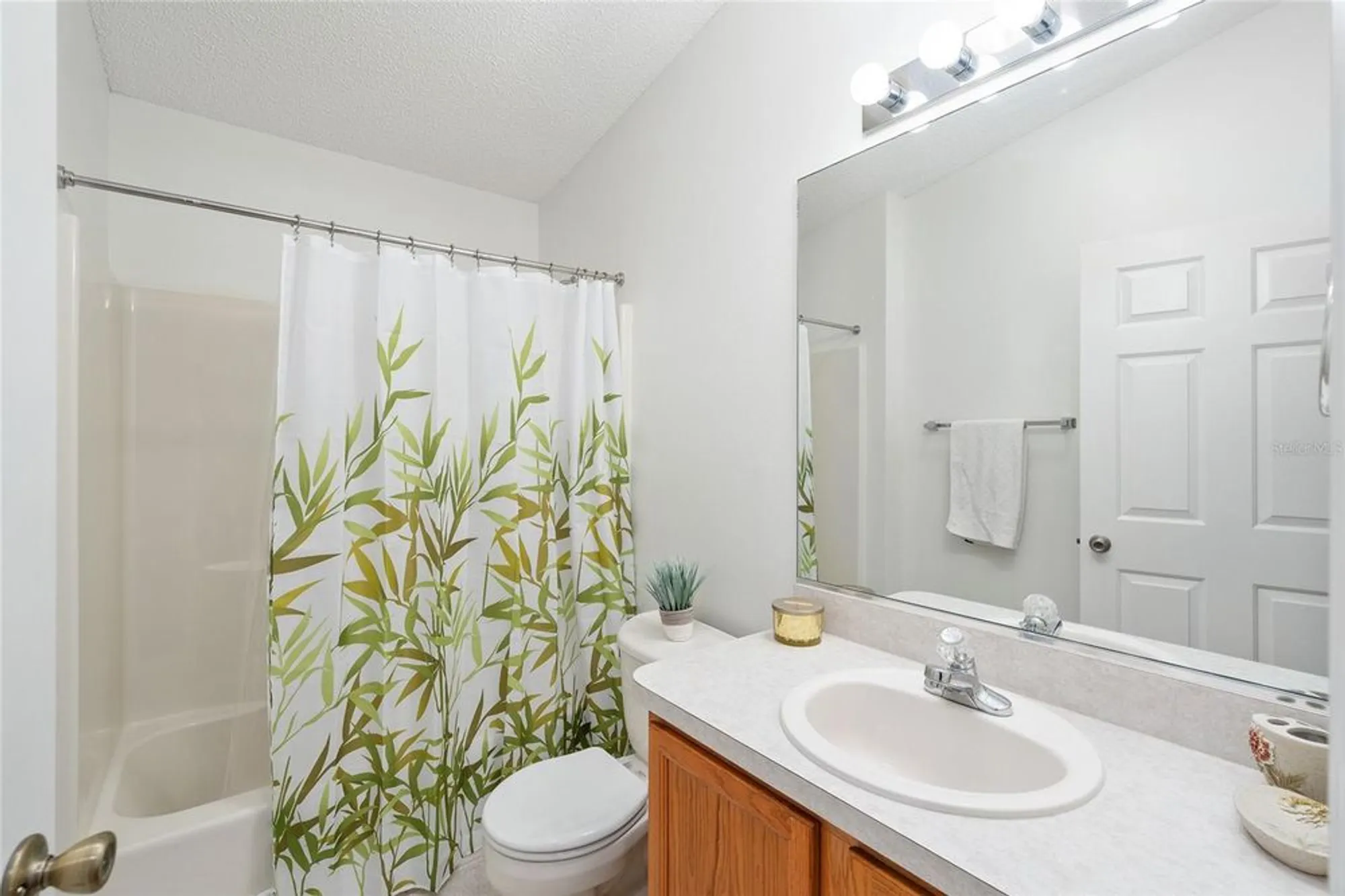 Property Slideshow image 28 of 34 | 16966 se 94th sunnybrook cir, The Villages, FL, 32162