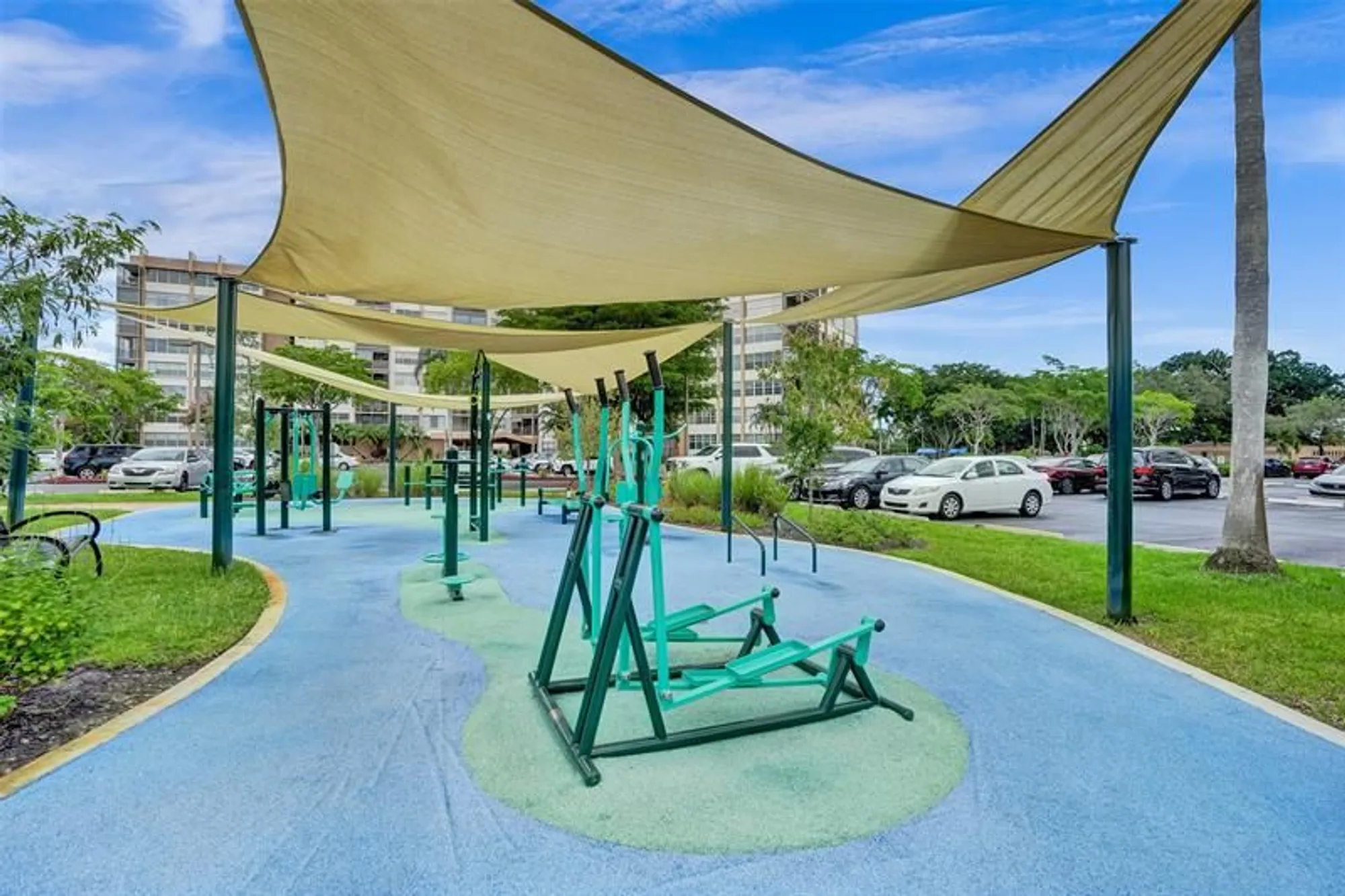 Property Slideshow image 65 of 71 | 1100 saint charles pl 612, Pembroke Pines, FL, 33026