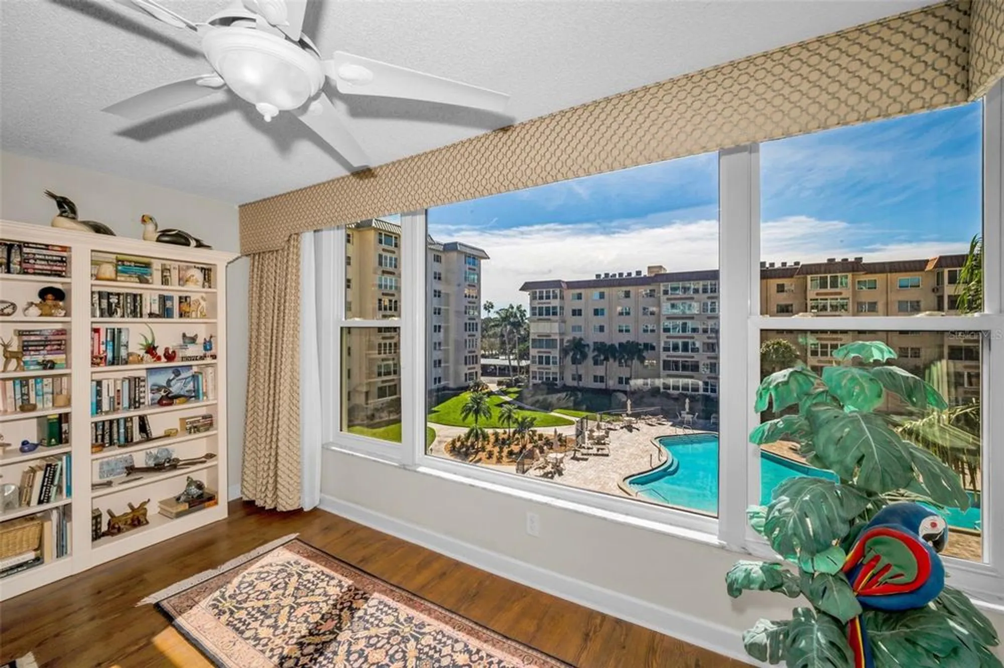 Property Slideshow image 8 of 42 | 632 edgewater dr 433, Dunedin, FL, 34698