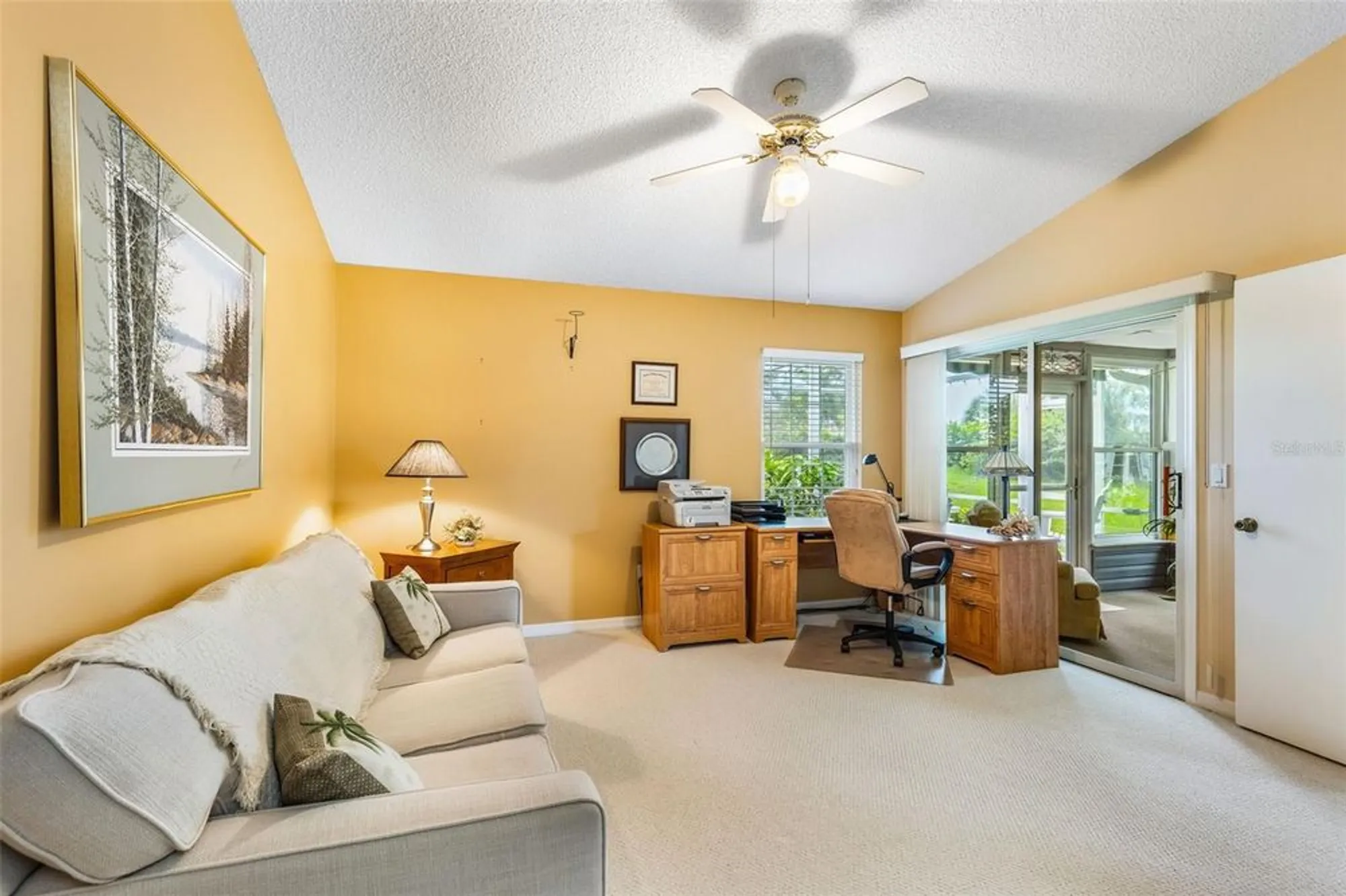 Property Slideshow image 15 of 60 | 26740 cash ct, Leesburg, FL, 34748