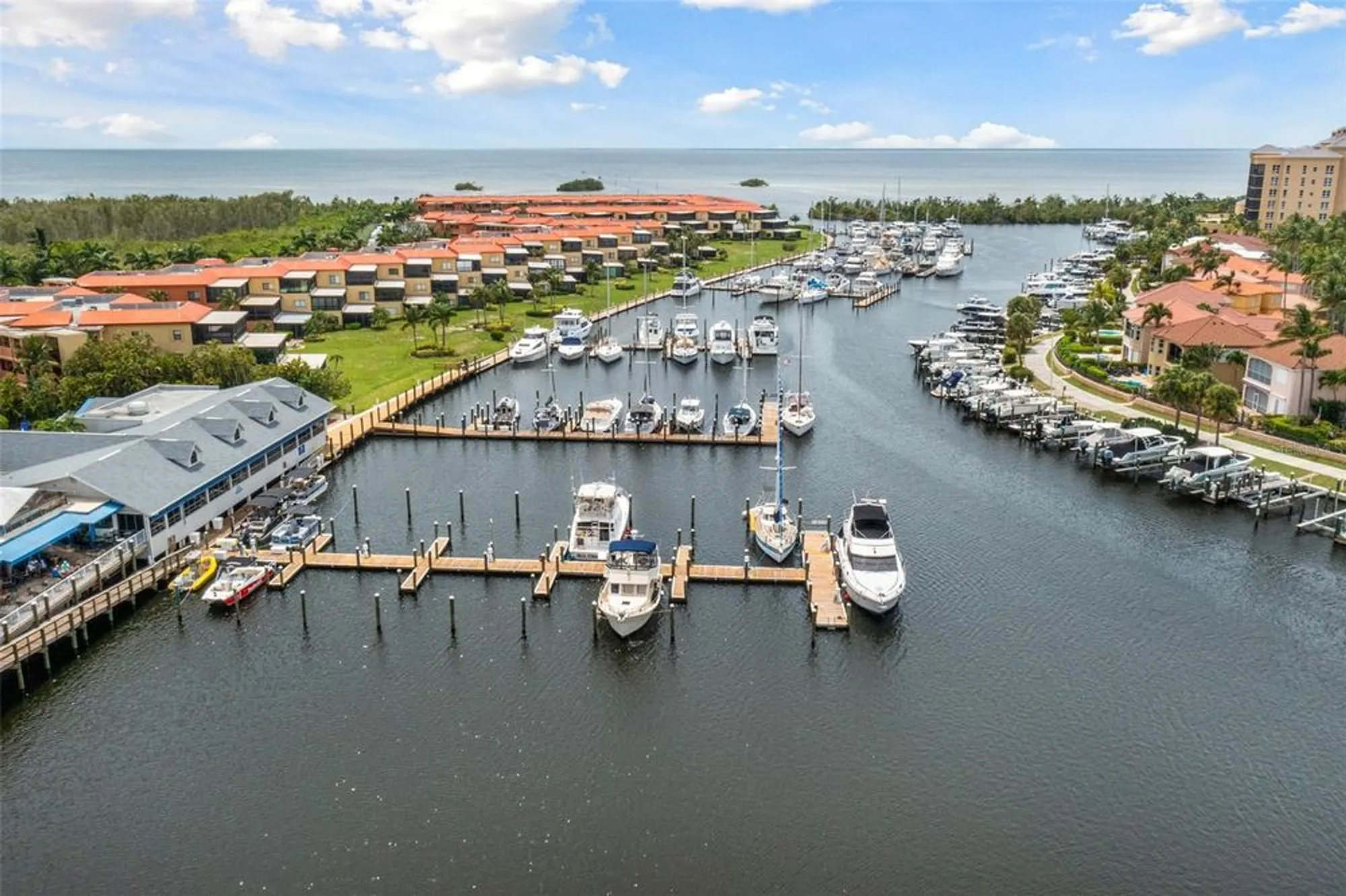 Property Slideshow image 16 of 26 | 3170 matecumbe key rd apt 111, Punta Gorda, FL, 33955