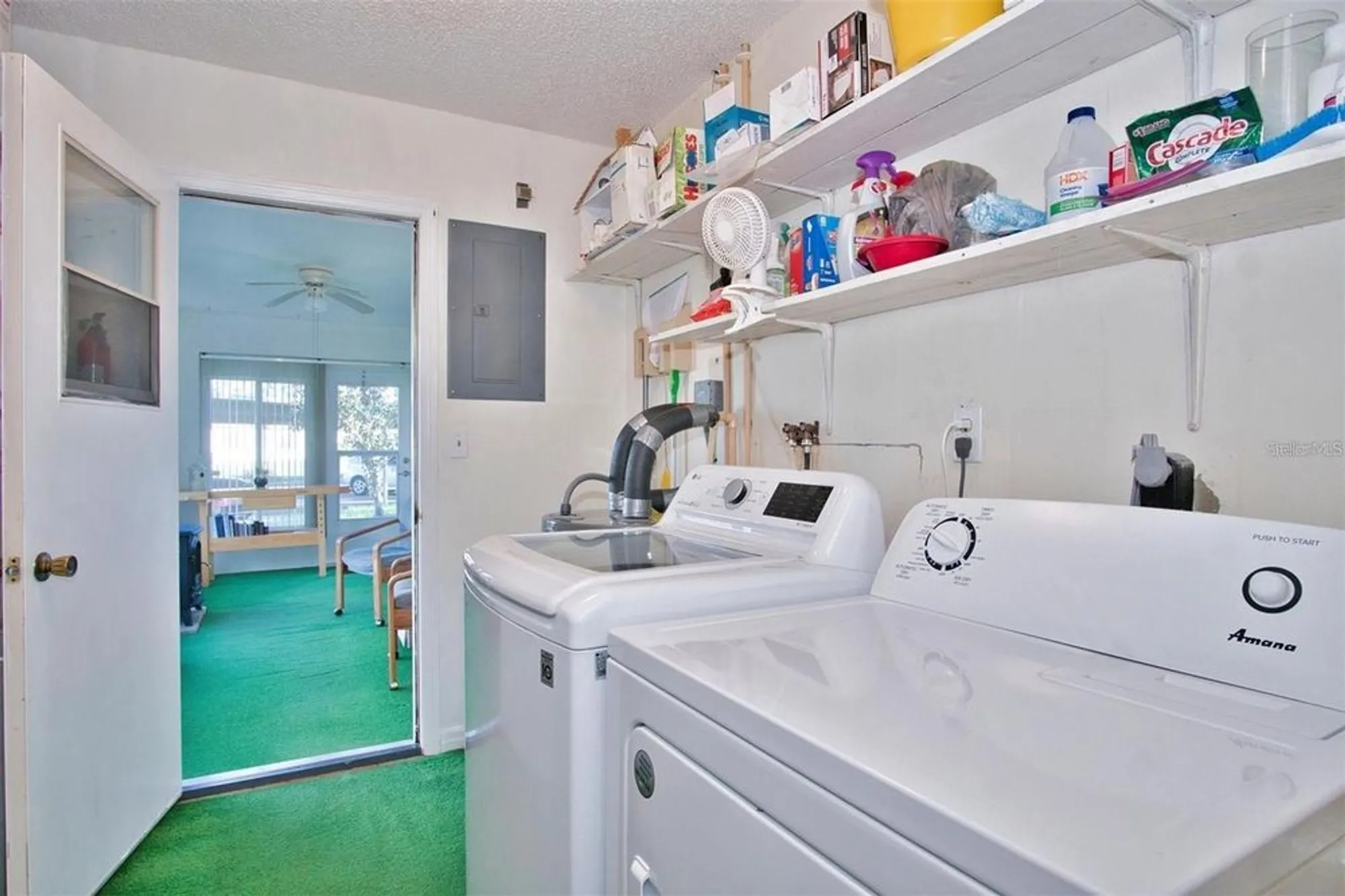 Property Slideshow image 10 of 30 | 1906 canterbury ln unit 32, Sun City Center, FL, 33573