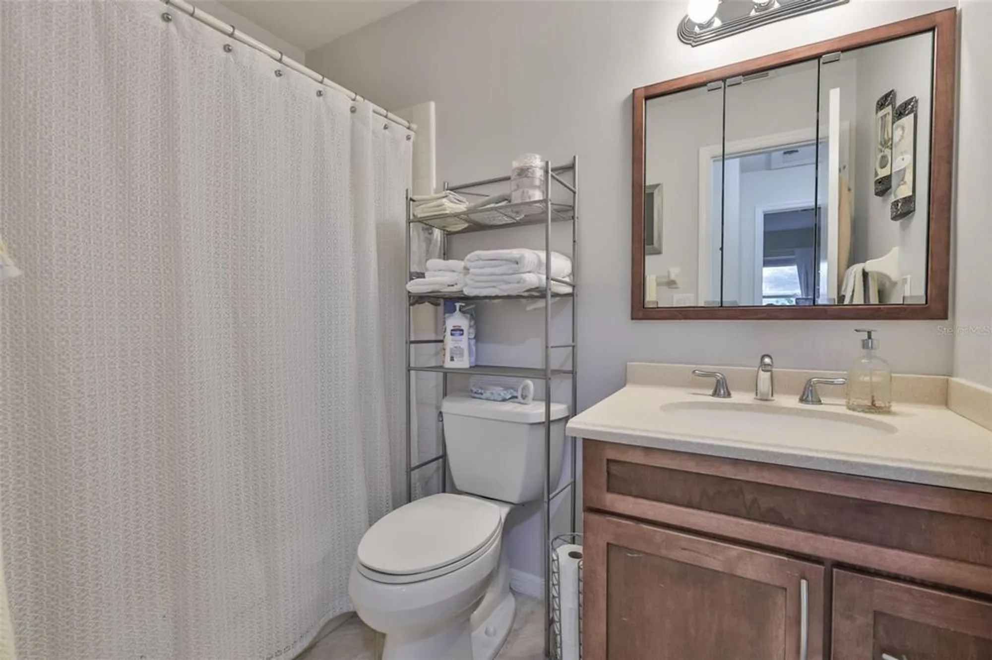 Property Slideshow image 19 of 94 | 2034 hawkhurst cir # 178, Sun City Center, FL, 33573