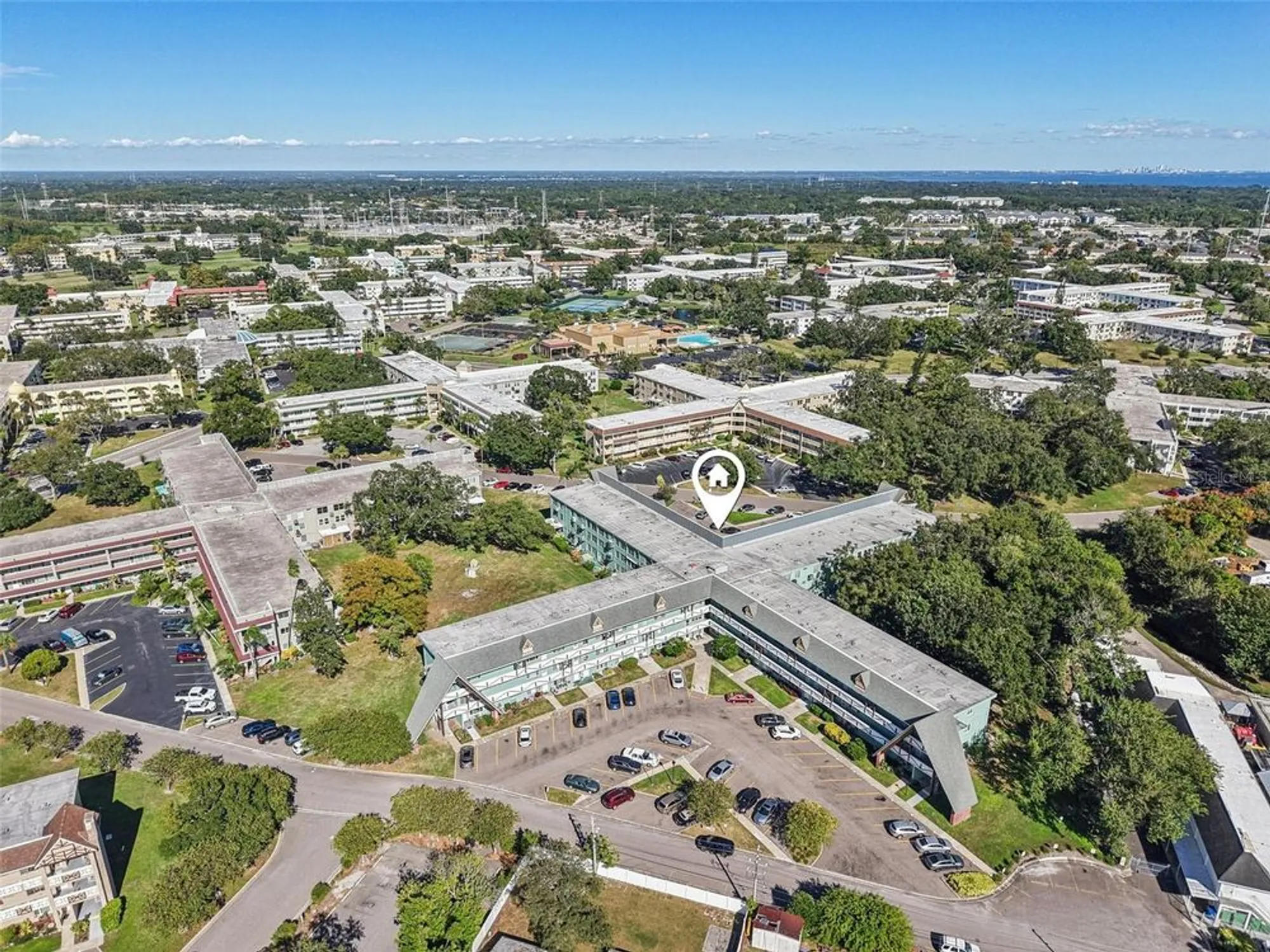 Property Slideshow image 25 of 26 | 2043 denmark st 75, Clearwater, FL, 33763