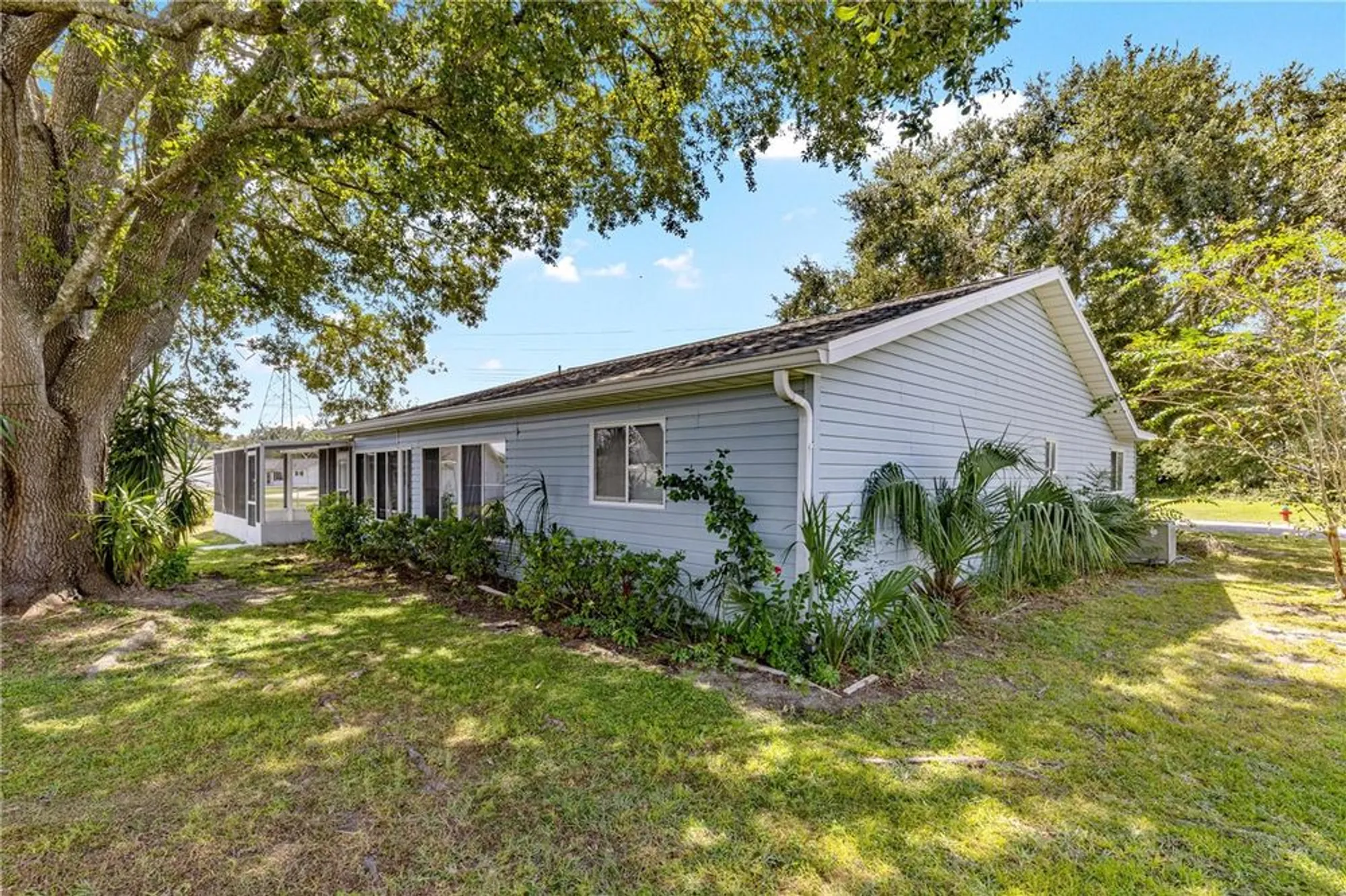 Property Slideshow image 6 of 43 | 17733 se 95th cir, Summerfield, FL, 34491