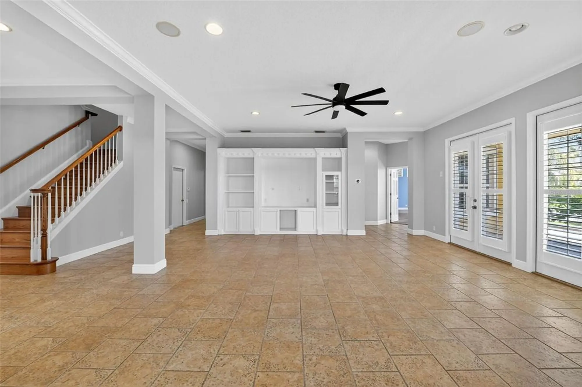 Property Slideshow image 5 of 56 | 5617 seagrass pl, Apollo Beach, FL, 33572