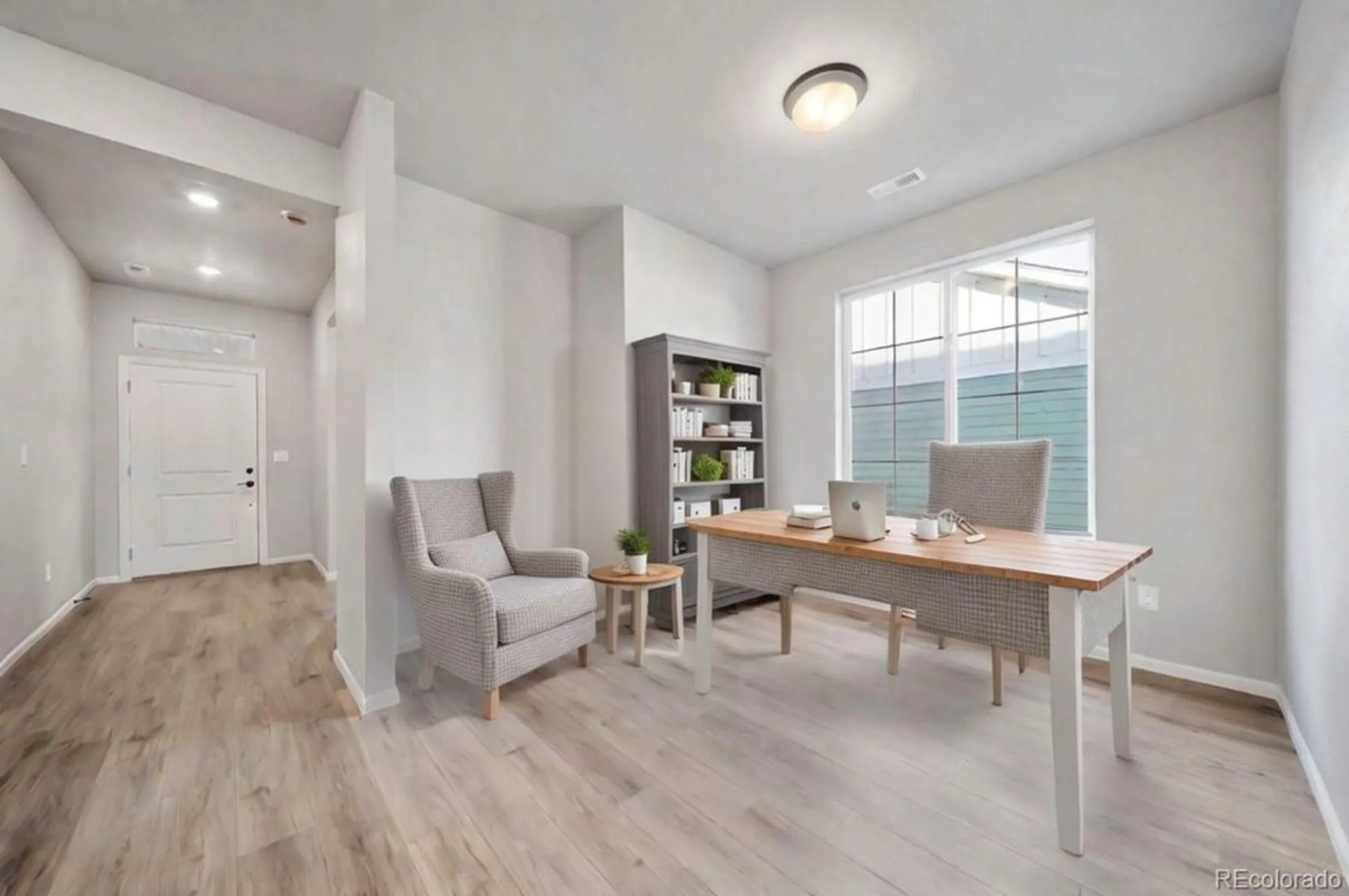 Property Slideshow image 12 of 26 | 22304 e 49th pl, Aurora, CO, 80019