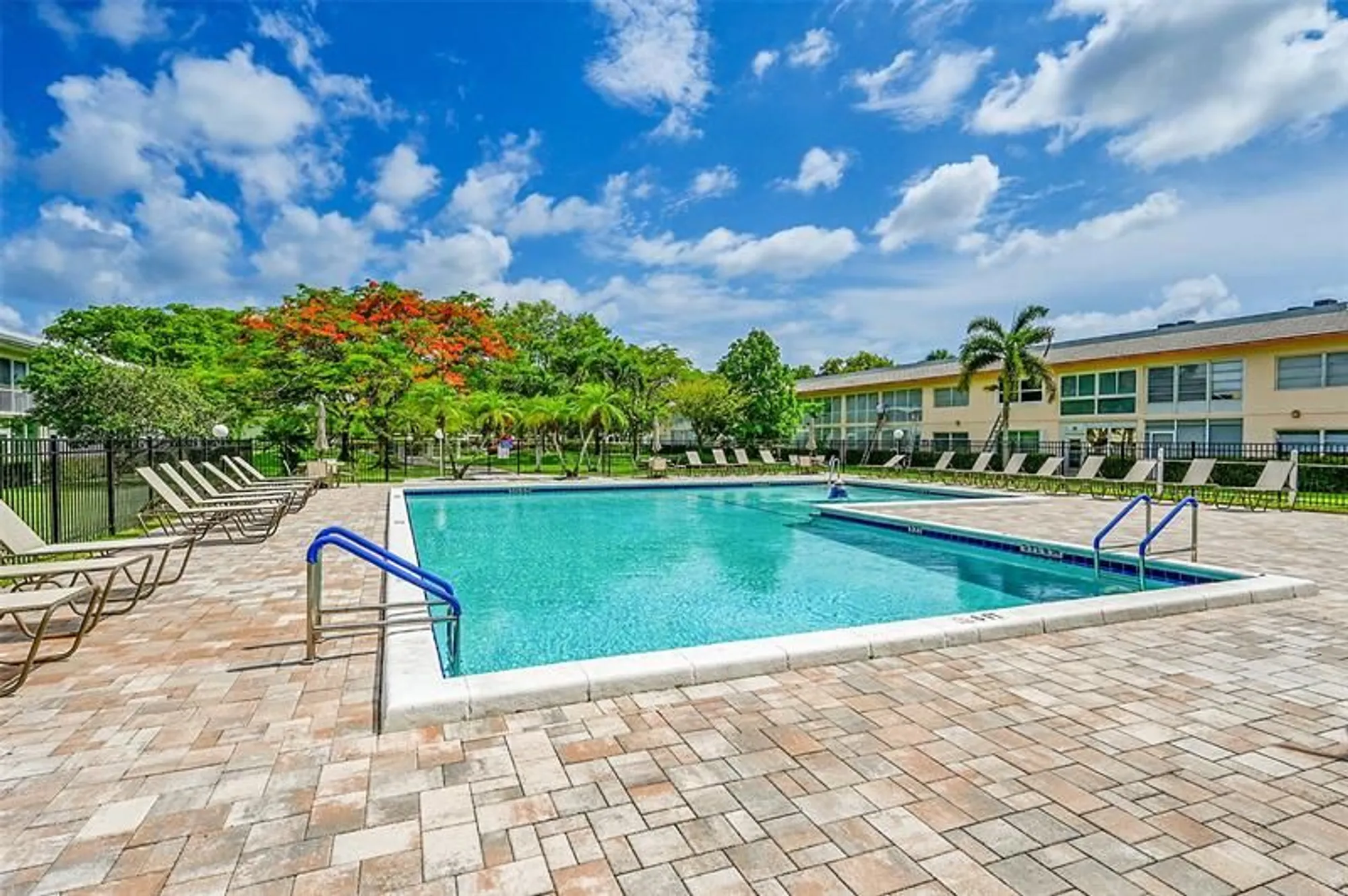 Property Slideshow image 18 of 19 | 1204 bahama bnd d2, Coconut Creek, FL, 33066