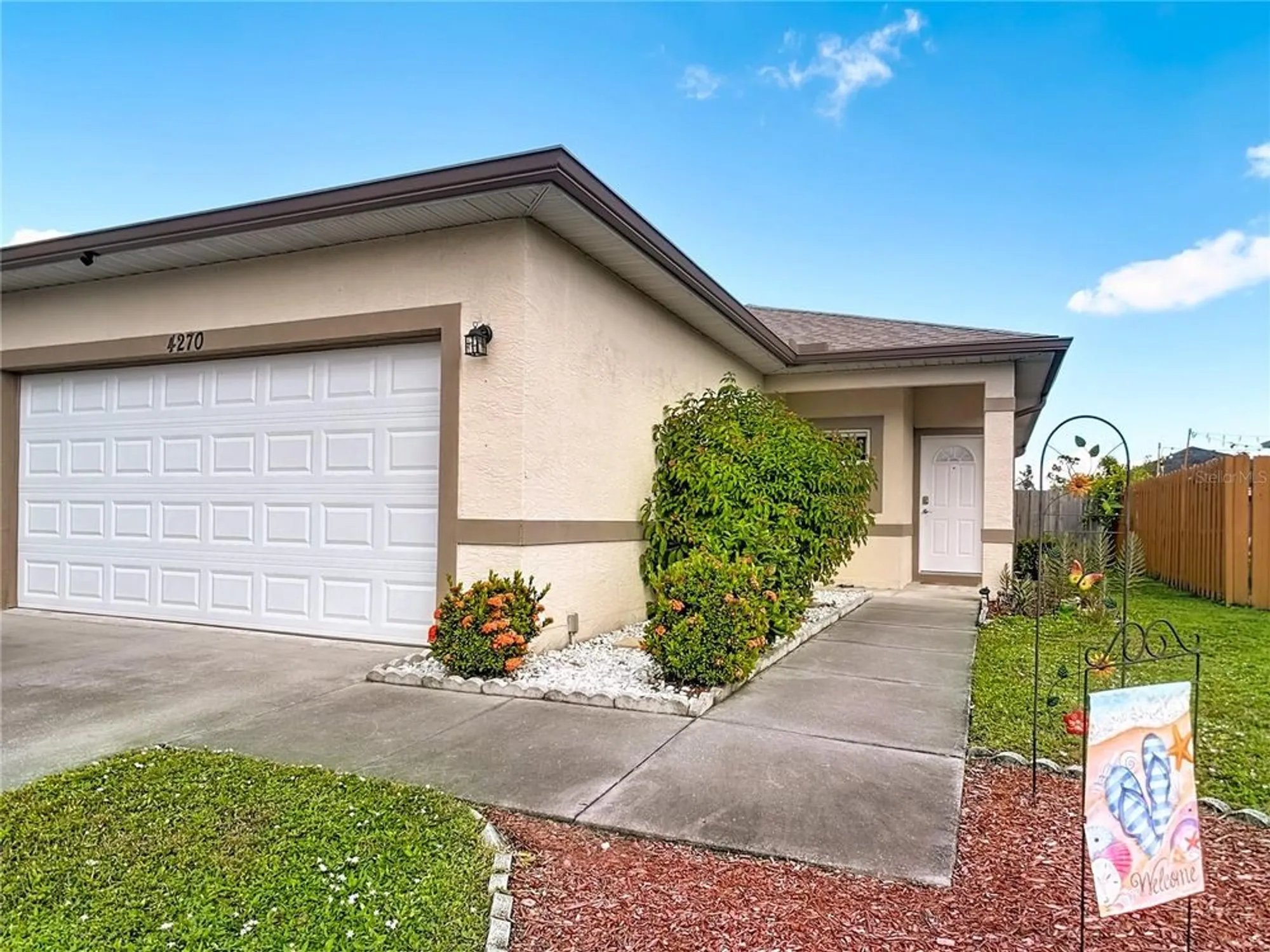 Property Slideshow image 4 of 49 | 4270 tree tops dr, Port Charlotte, FL, 33953