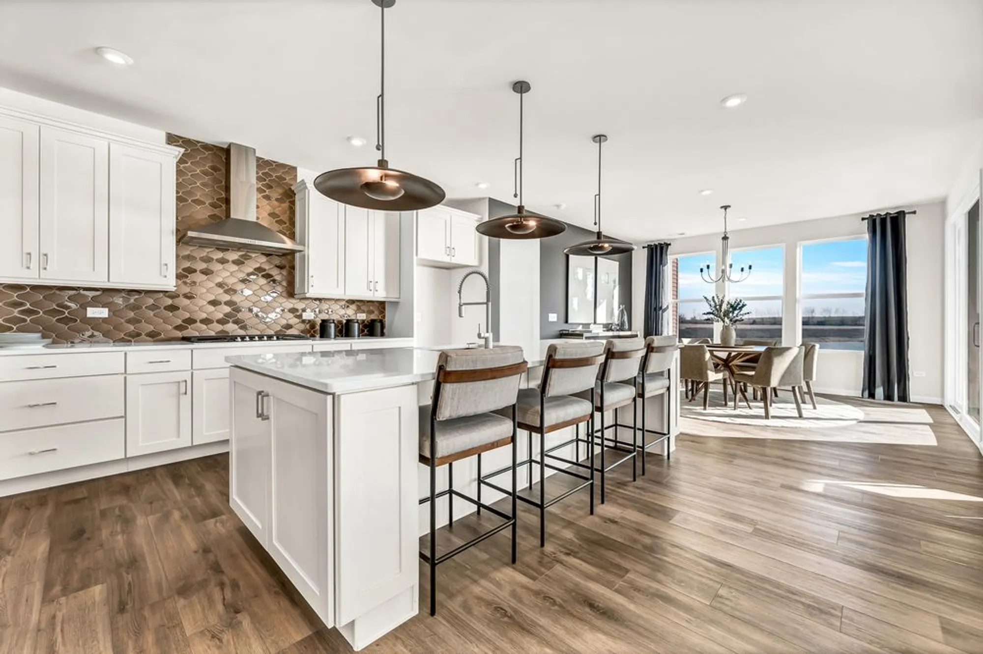 Property Slideshow image 5 of 22 | , Aurora, IL, 60503