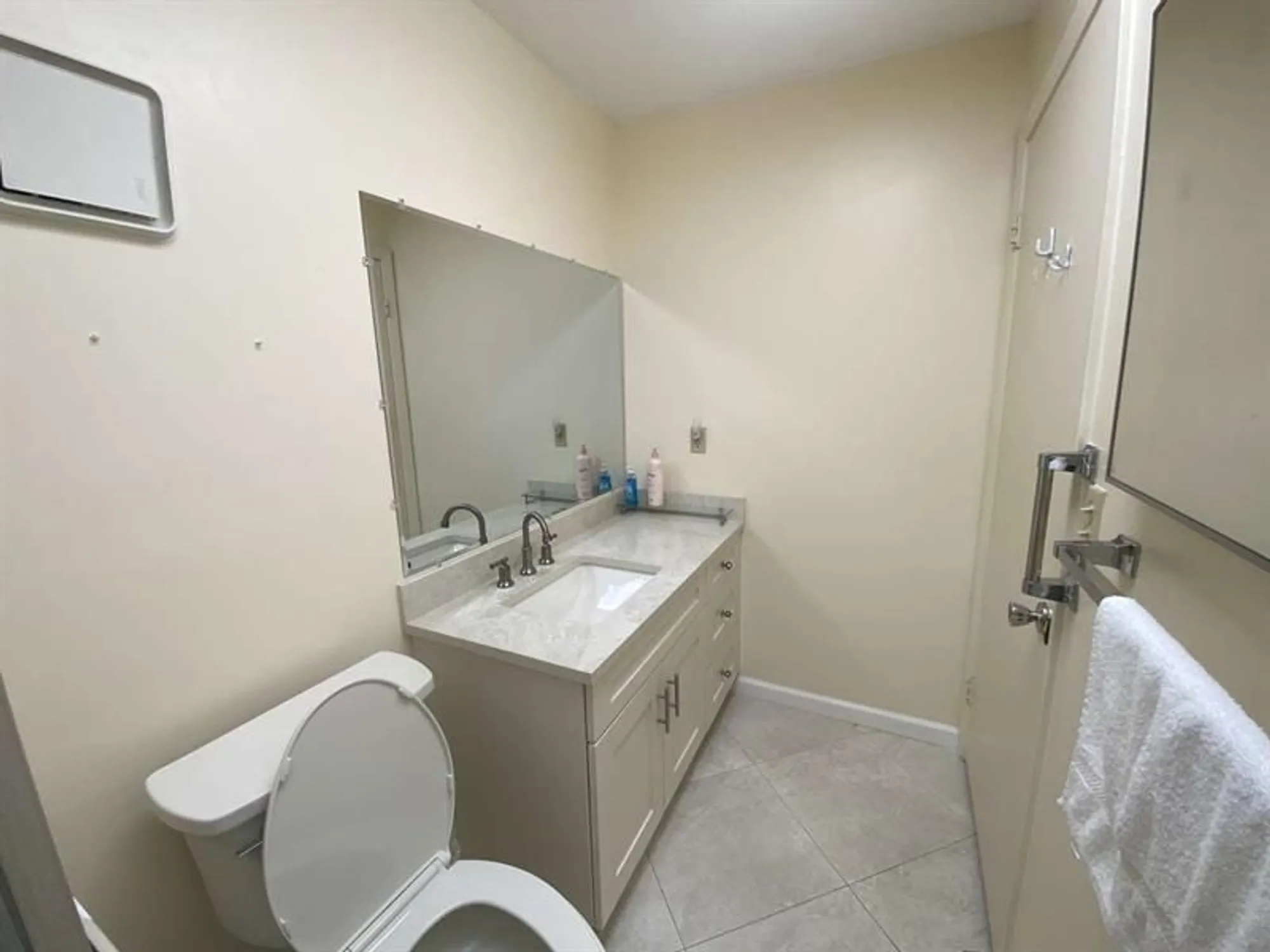 Property Slideshow image 28 of 32 | 5404 viburnum cir, Delray Beach, FL, 33484