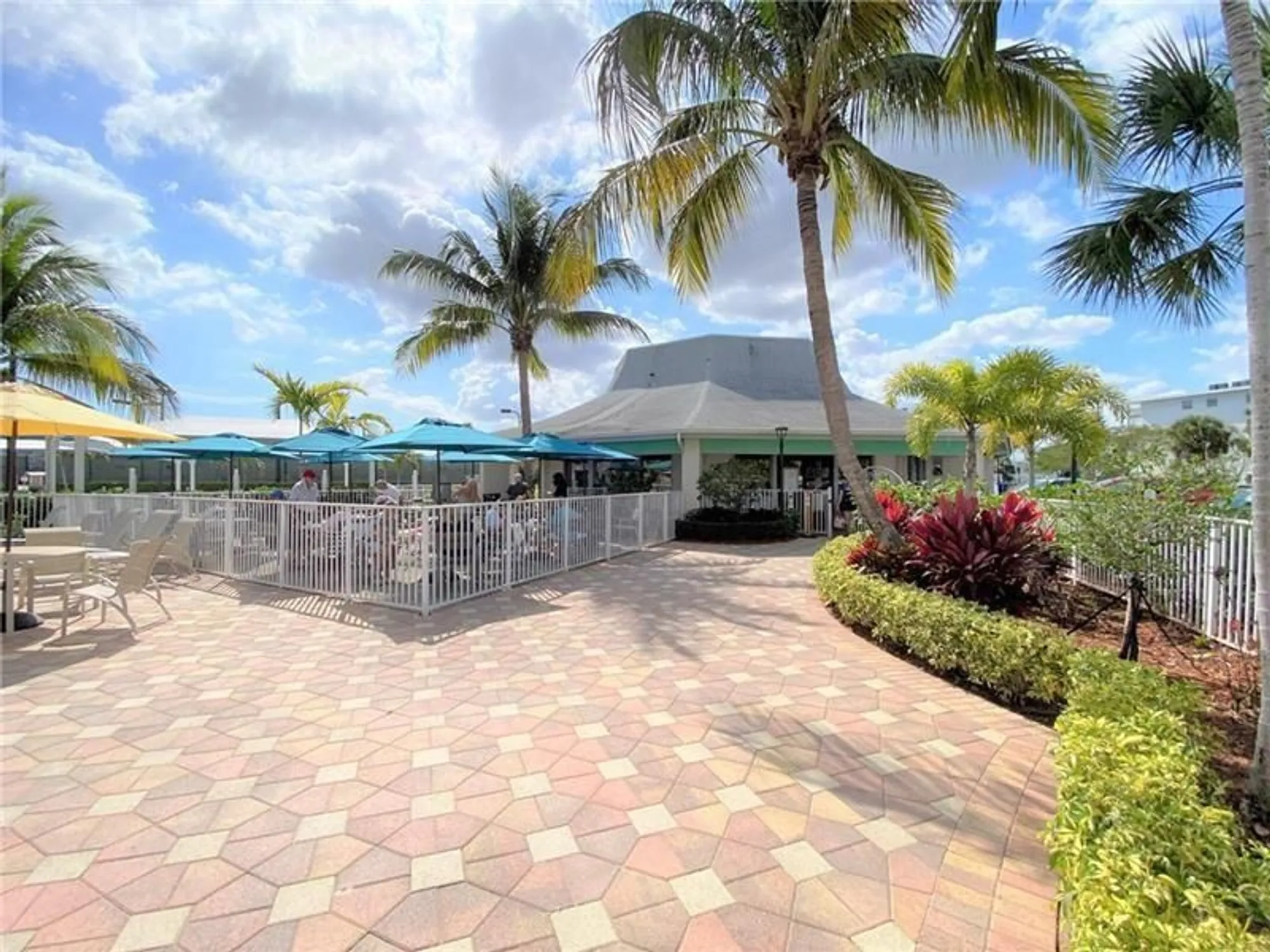 Property Slideshow image 65 of 72 | 364 markham q # 364, Deerfield Beach, FL, 33442