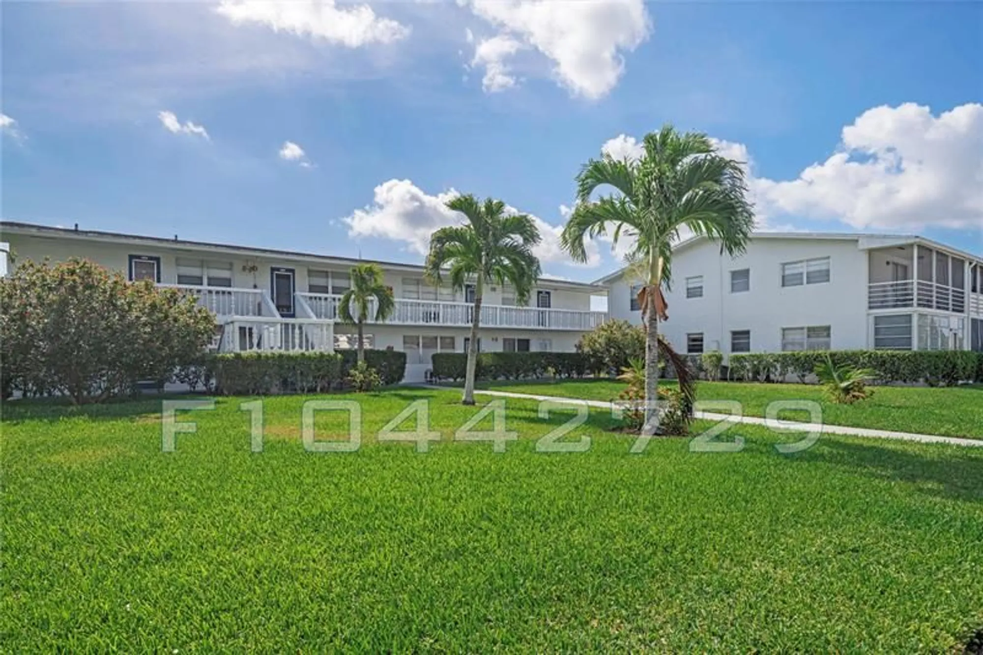 Property Slideshow image 5 of 62 | 144 farnham f # 144, Deerfield Beach, FL, 33442