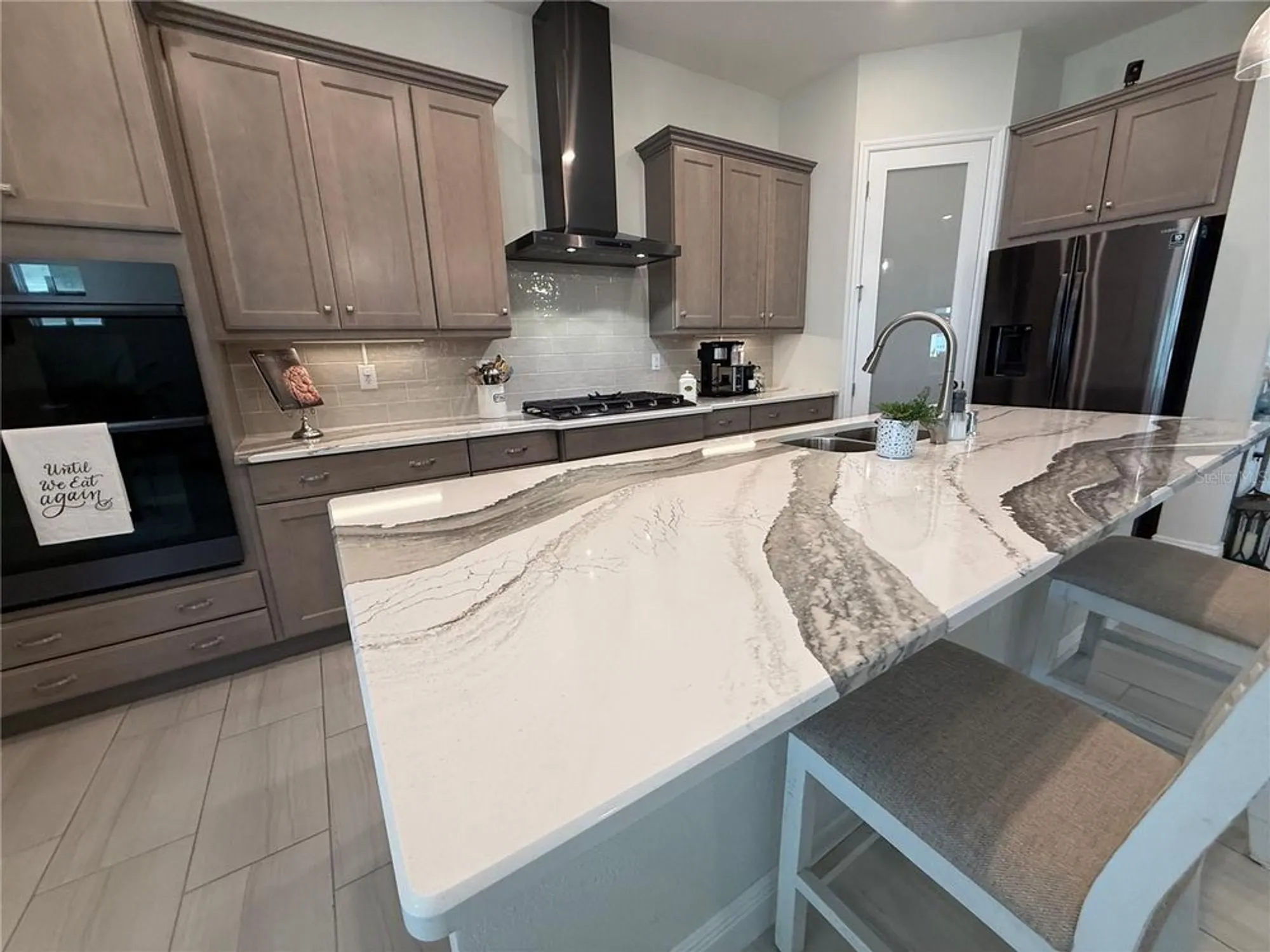 Property Slideshow image 8 of 27 | 8228 bridgeport bay cir, Mount Dora, FL, 32757