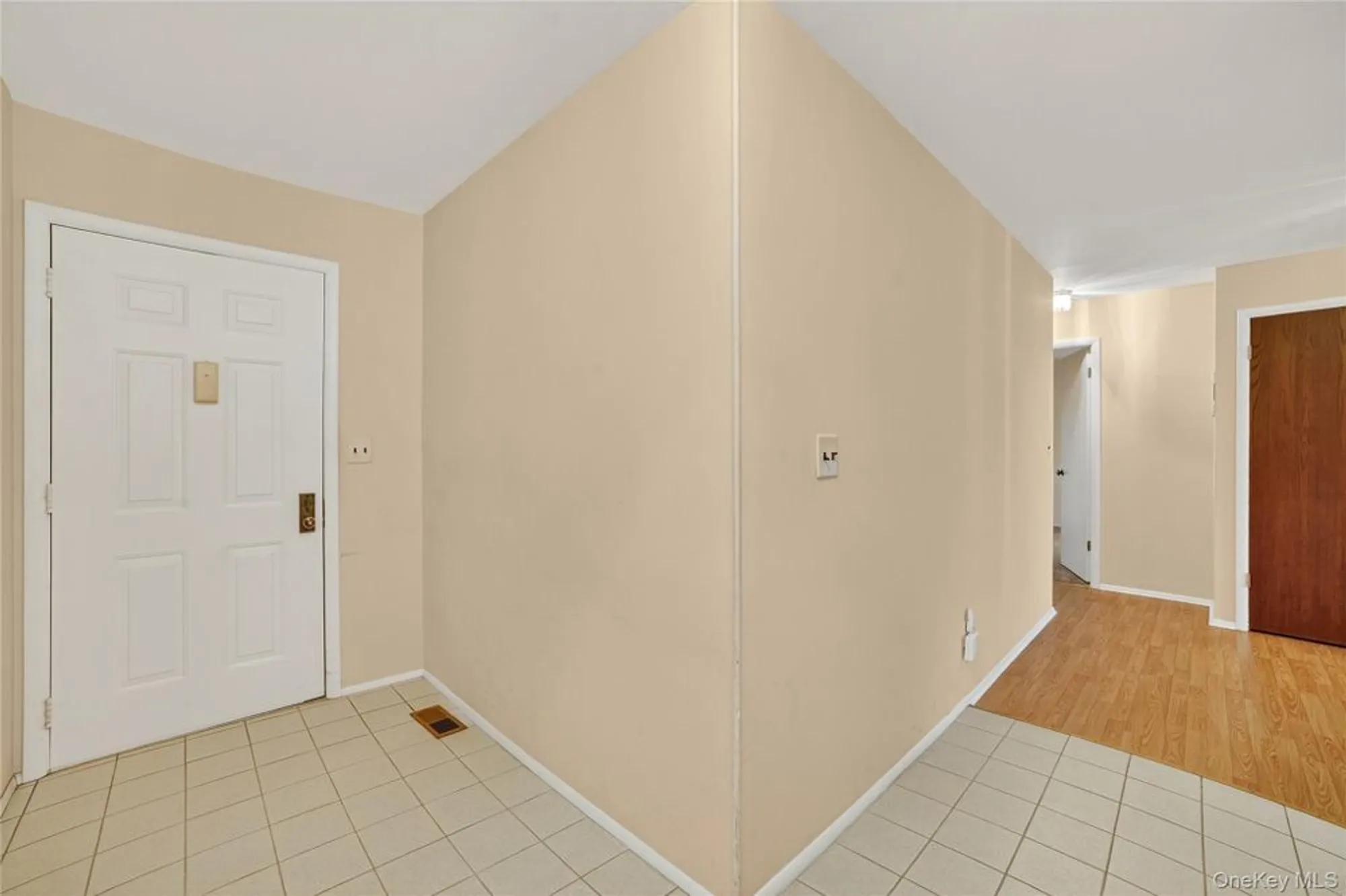 Property Slideshow image 4 of 48 | 117 village rd d, Yorktown Heights, NY, 10598