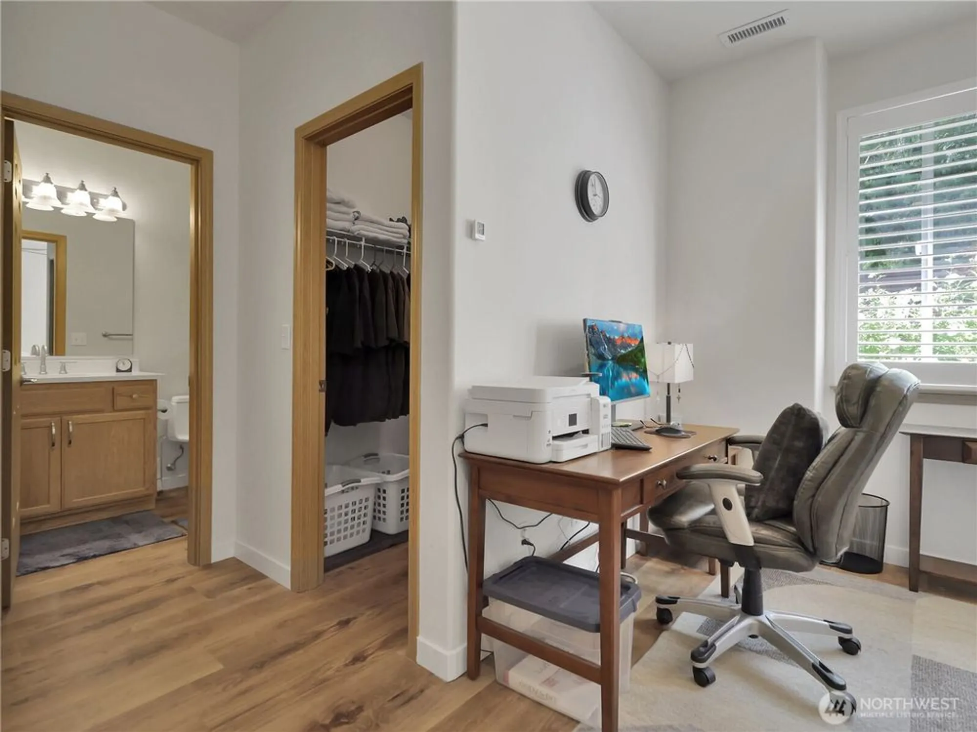 Property Slideshow image 23 of 37 | 8217 bainbridge loop, Lacey, WA, 98516