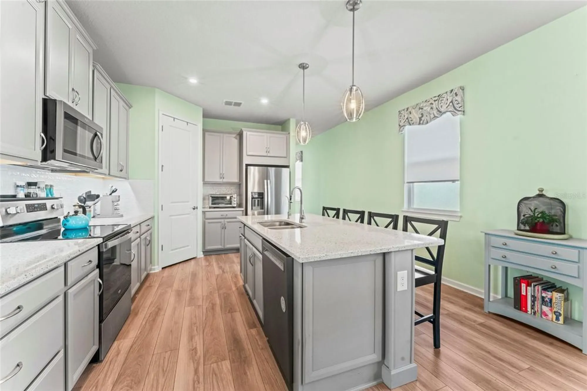 Property Slideshow image 16 of 47 | 3764 maxwell park dr, Sun City Center, FL, 33573