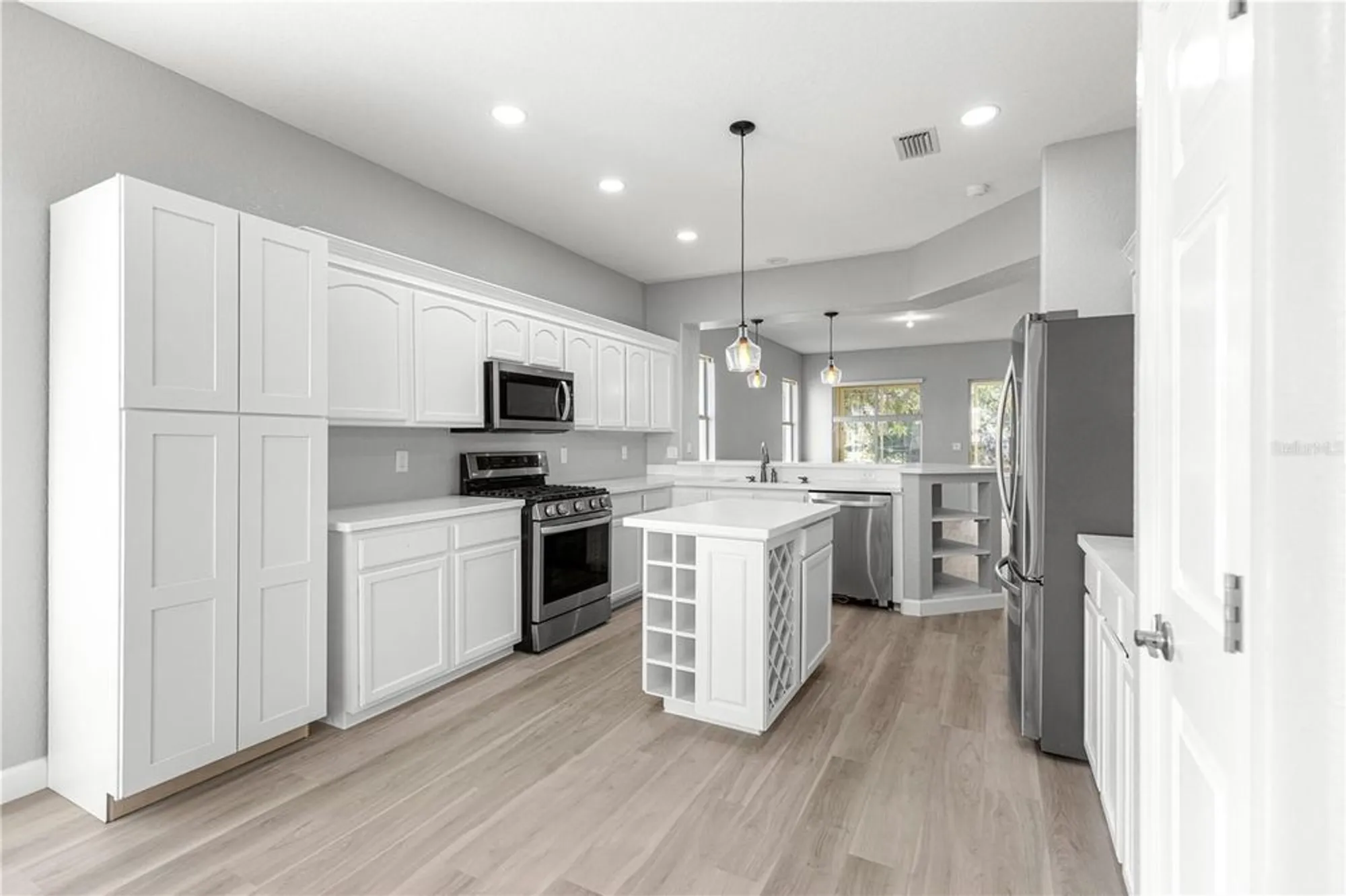 Property Slideshow image 5 of 62 | 9105 se 125th loop, Summerfield, FL, 34491