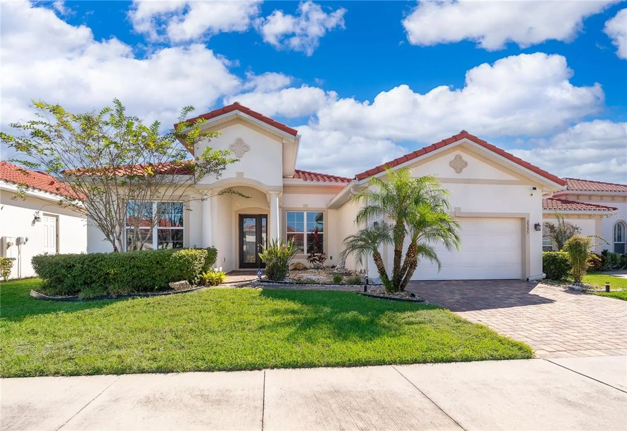 Property Slideshow image 2 of 38 | 2335 symphony cir, Saint Cloud, FL, 34771