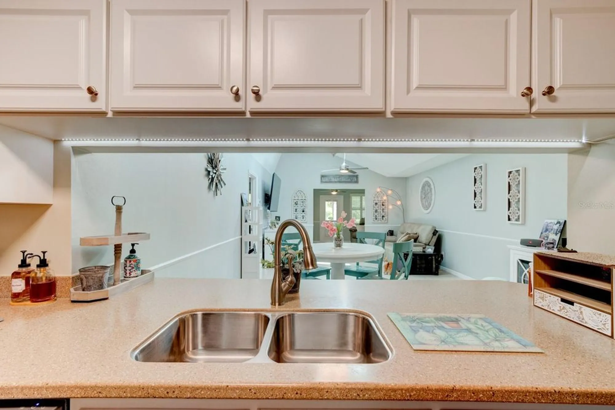 Property Slideshow image 9 of 28 | 116 duck hawk cir 3040, Daytona Beach, FL, 32119