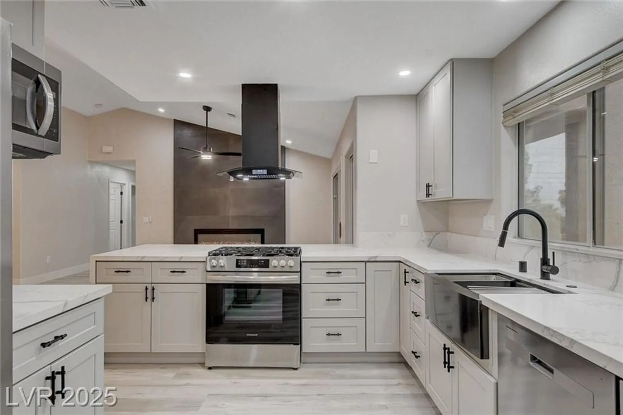 Property Slideshow image 15 of 39 | 3104 hayden ct, Las Vegas, NV, 89134