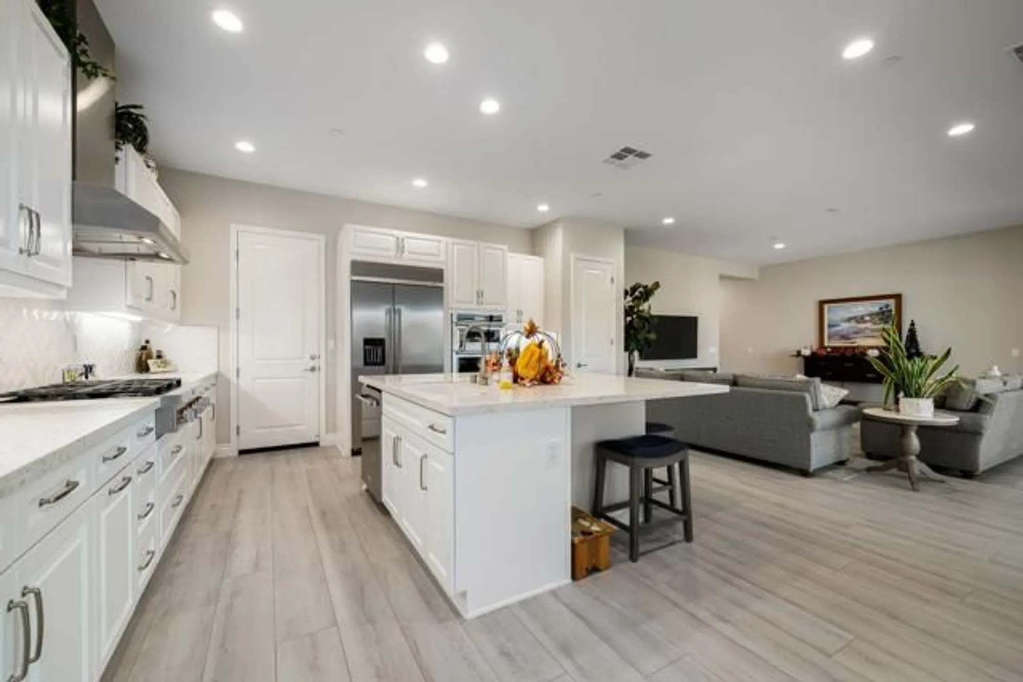 Property Slideshow image 12 of 59 | 82440 round valley dr, Indio, CA, 92201