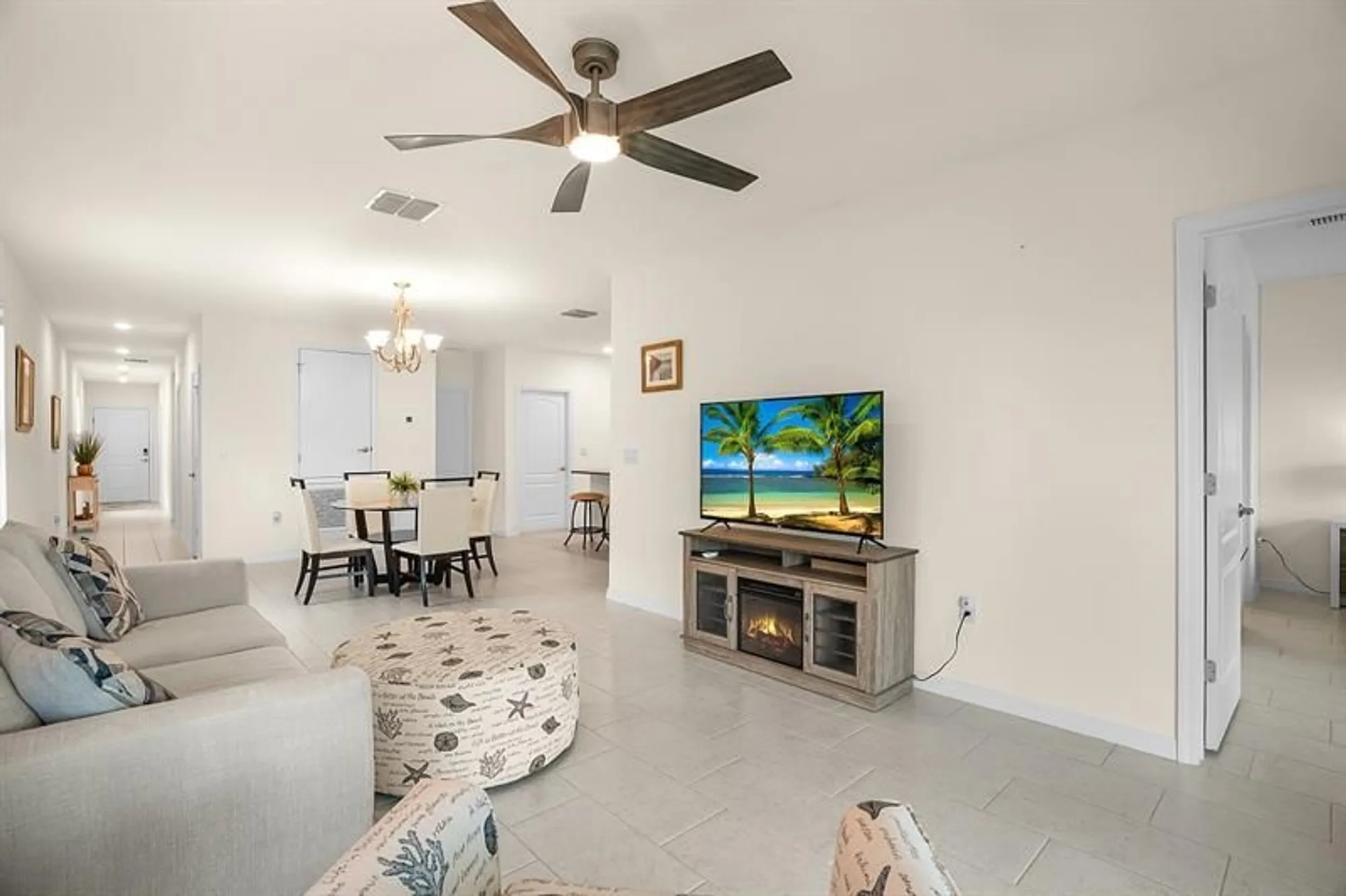 Property Slideshow image 11 of 36 | 3561 cherry palm ct, Vero Beach, FL, 32966