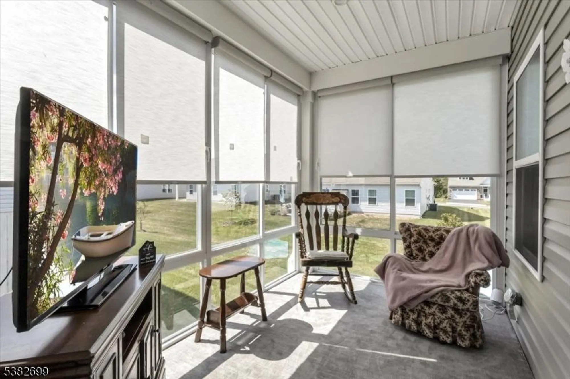 Property Slideshow image 15 of 32 | 51 mountain view ln, Port Murray, NJ, 07865