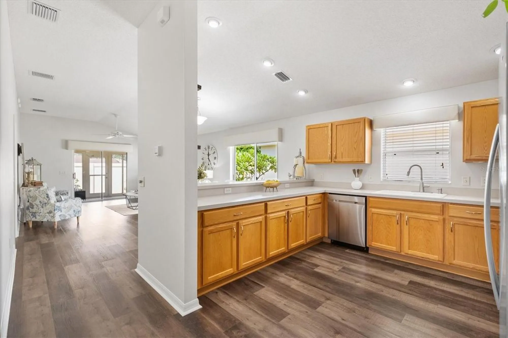 Property Slideshow image 7 of 43 | 610 danbury st, The Villages, FL, 32162