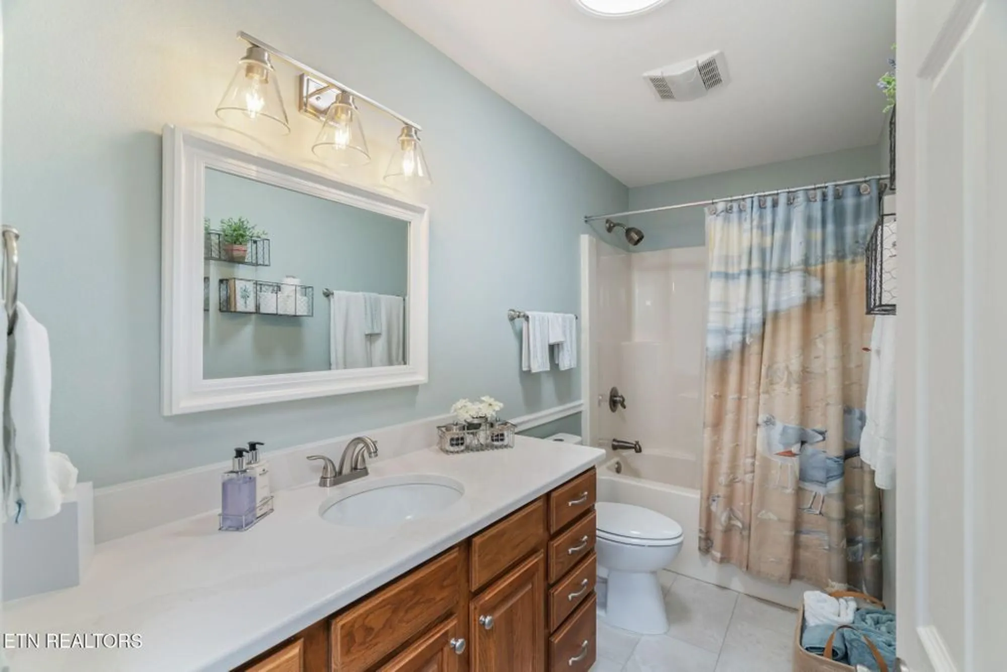 Property Slideshow image 28 of 45 | 12 dewsbury ter, Crossville, TN, 38558