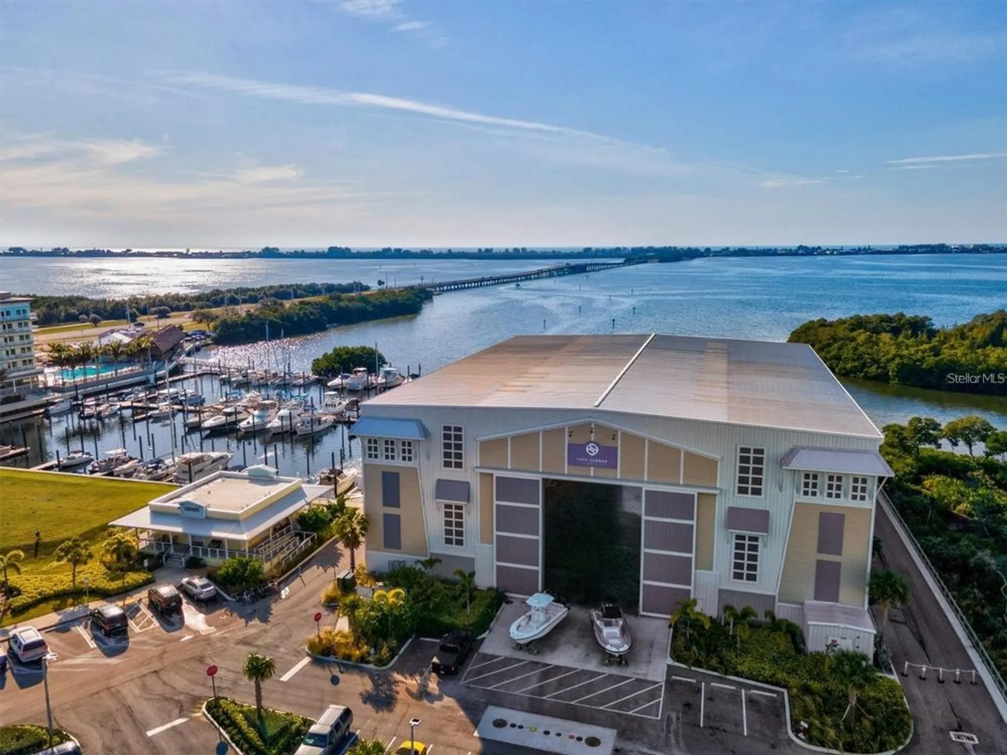 Property Slideshow image 96 of 99 | 321 sapphire lake dr 202, Bradenton, FL, 34209