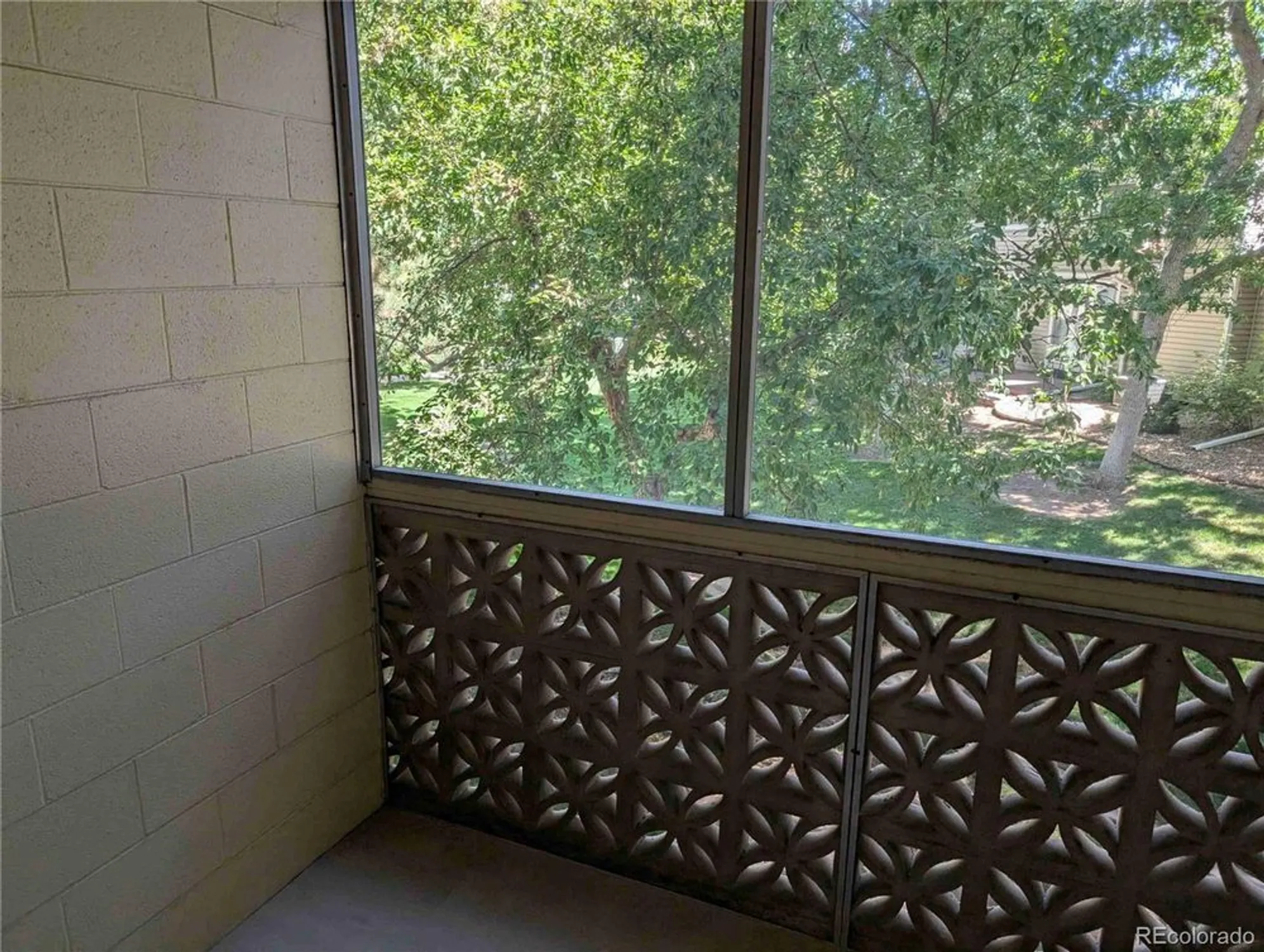 Property Slideshow image 19 of 20 | 3184 s heather gardens way 212, Aurora, CO, 80014