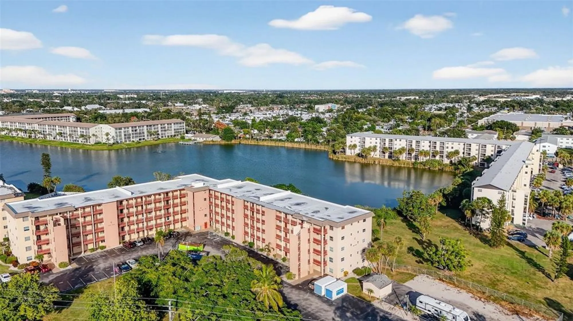 Property Slideshow image 11 of 40 | 4149 lake bayshore dr c511, Bradenton, FL, 34205