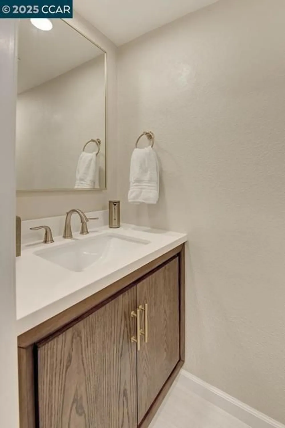 Property Slideshow image 30 of 53 | 1136 rockledge ln apt 6, Walnut Creek, CA, 94595