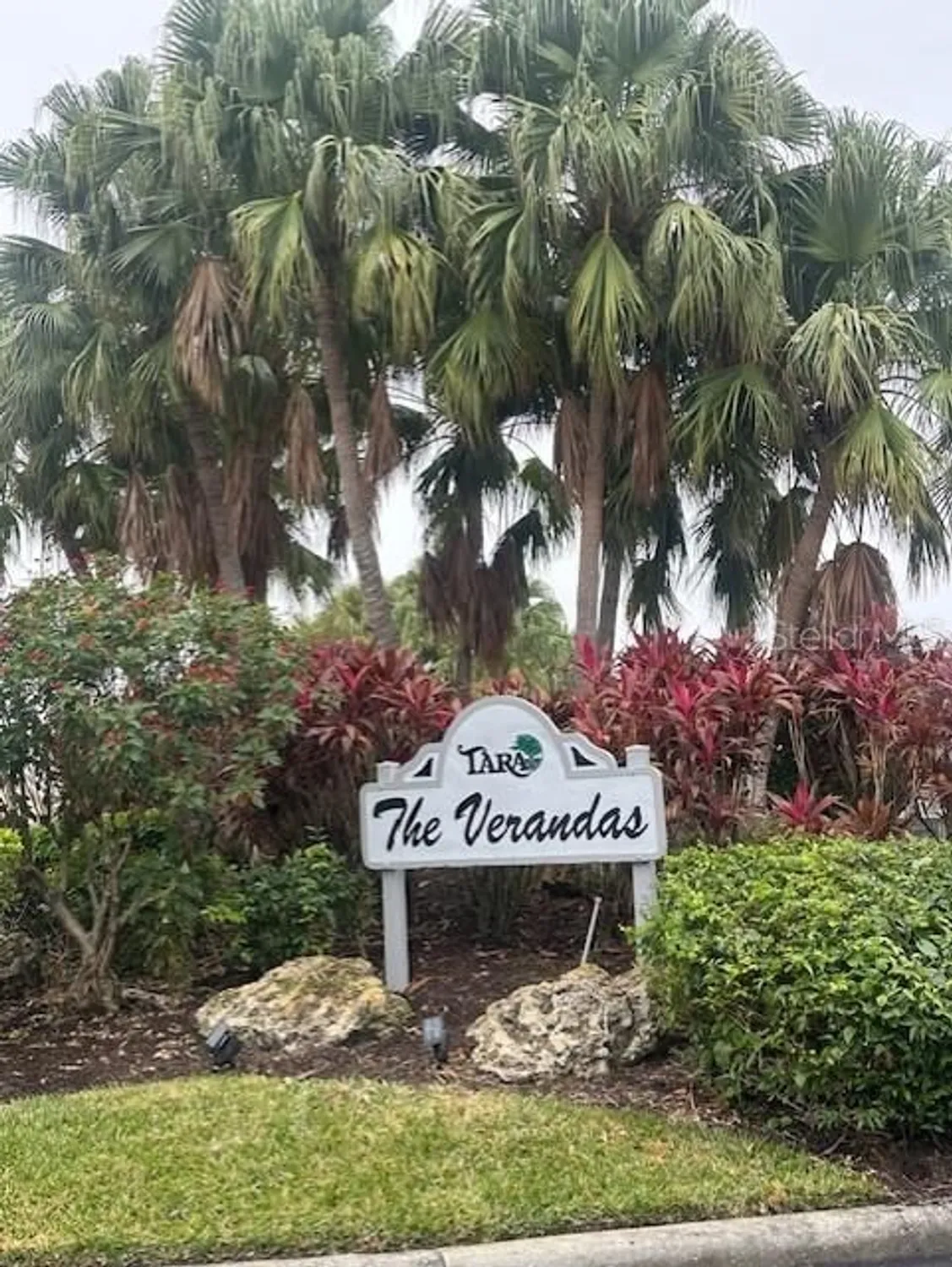 Property Slideshow image 3 of 54 | 6807 stone river rd 204, Bradenton, FL, 34203