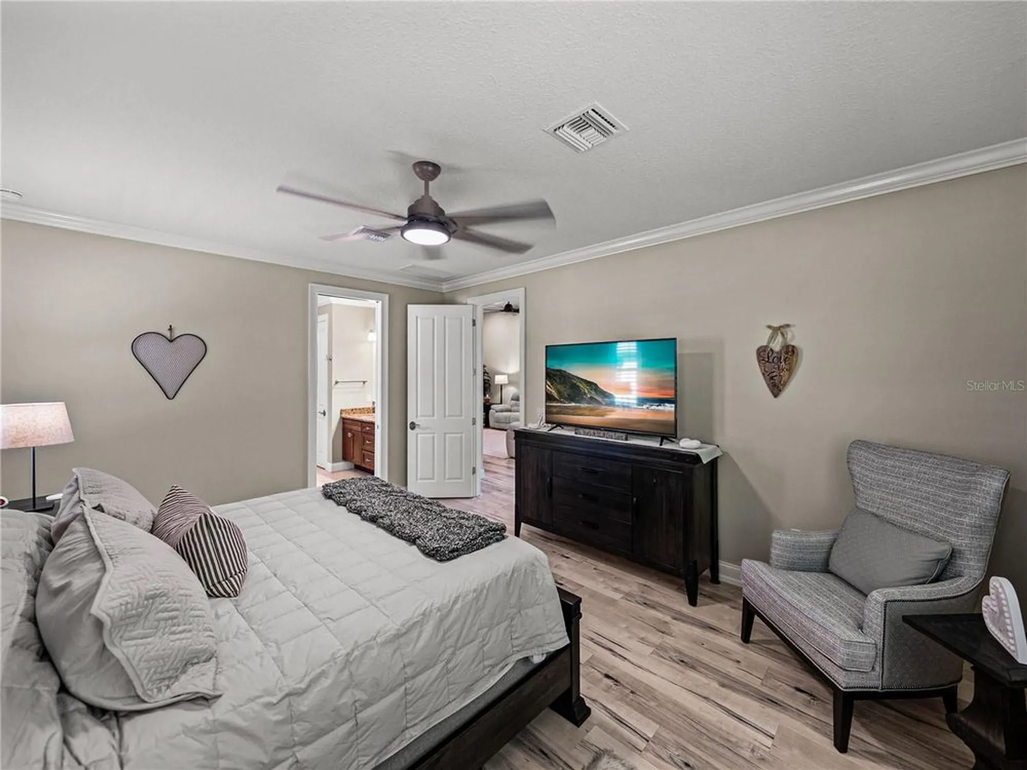 Property Slideshow image 35 of 77 | 8152 lake james dr, Lakeland, FL, 33810