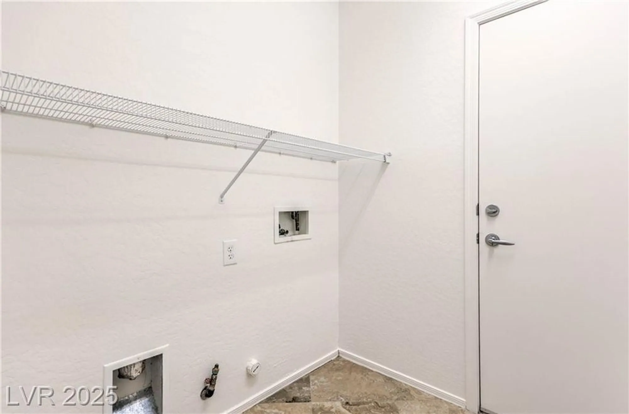 Property Slideshow image 21 of 33 | 7713 songster st, North Las Vegas, NV, 89084